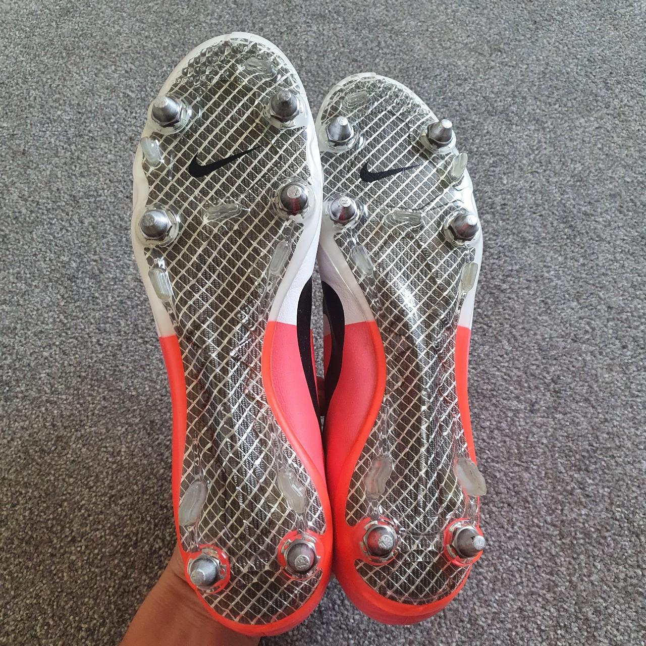 mercurial vapor size 8.5