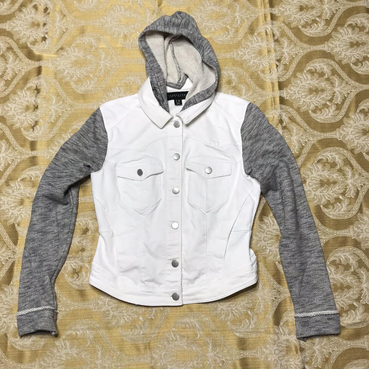 Women's Grey and White Jacket Depop