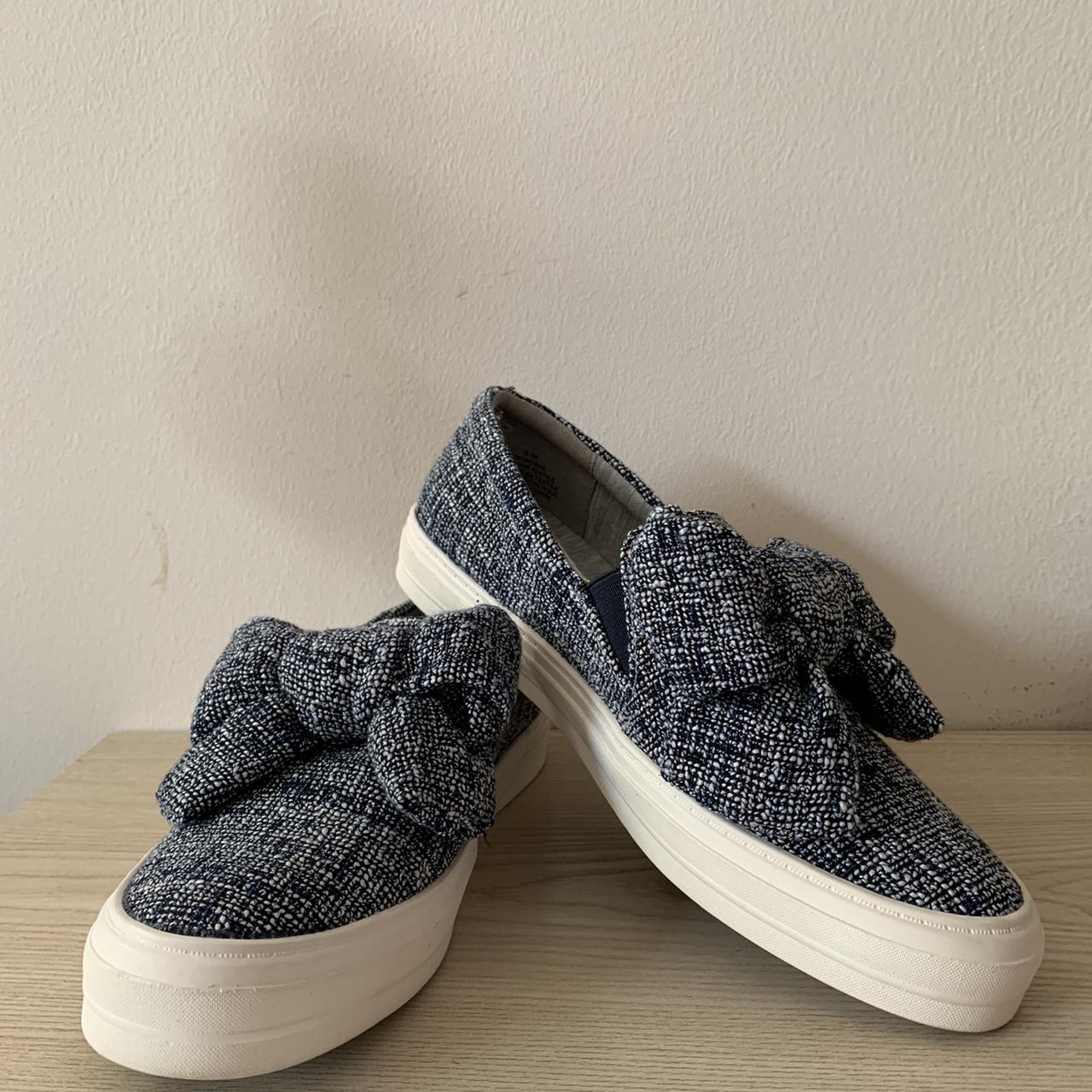 Fashion nine west sneakers with bow