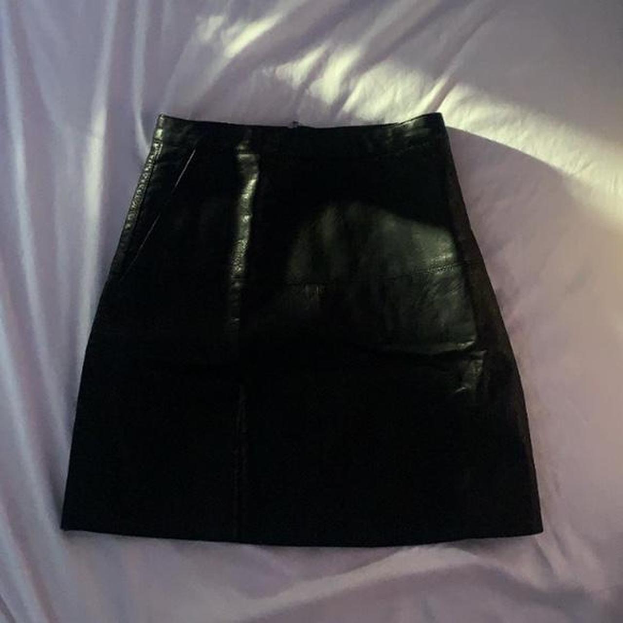 Dotti Women's Black Skirt Depop