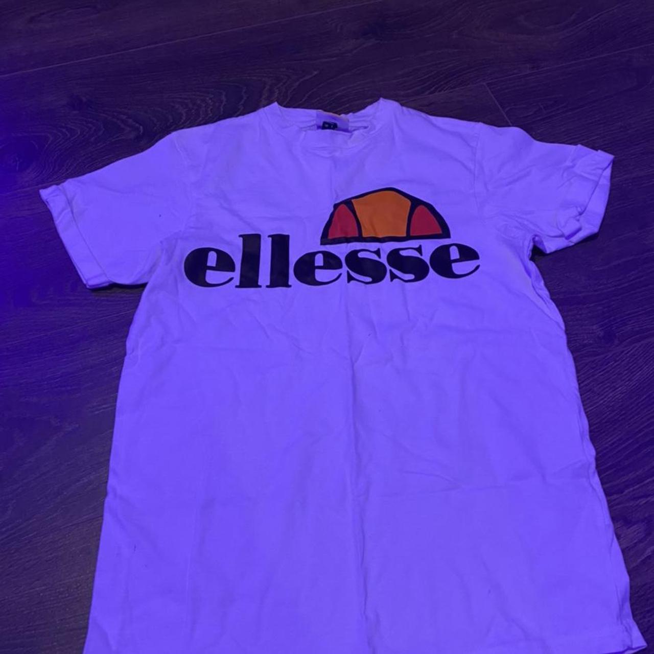 Ellesse tshirt, basically new, goes with a lot - Depop