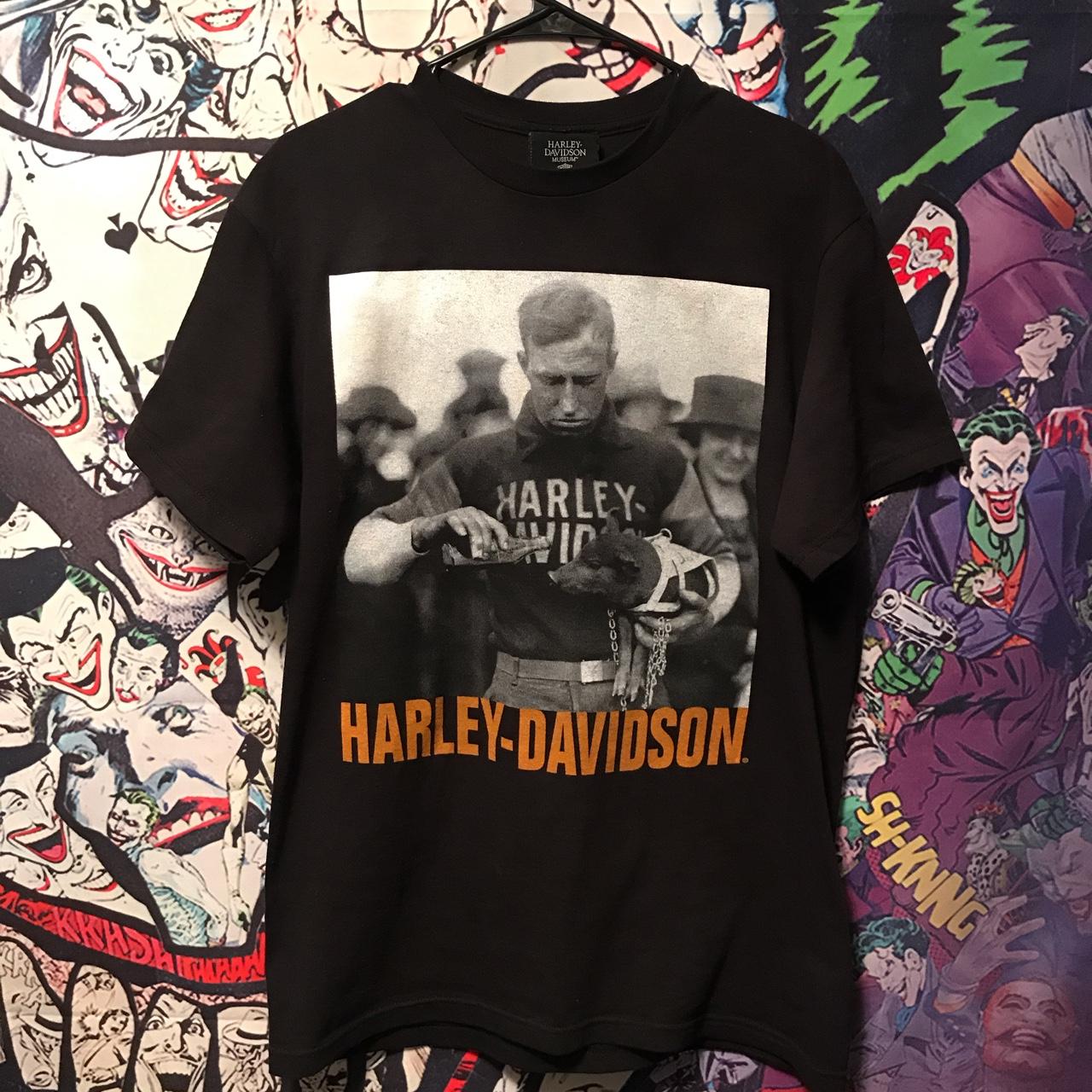 Harley Davidson man with pig. Brand new wore once.  | Depop