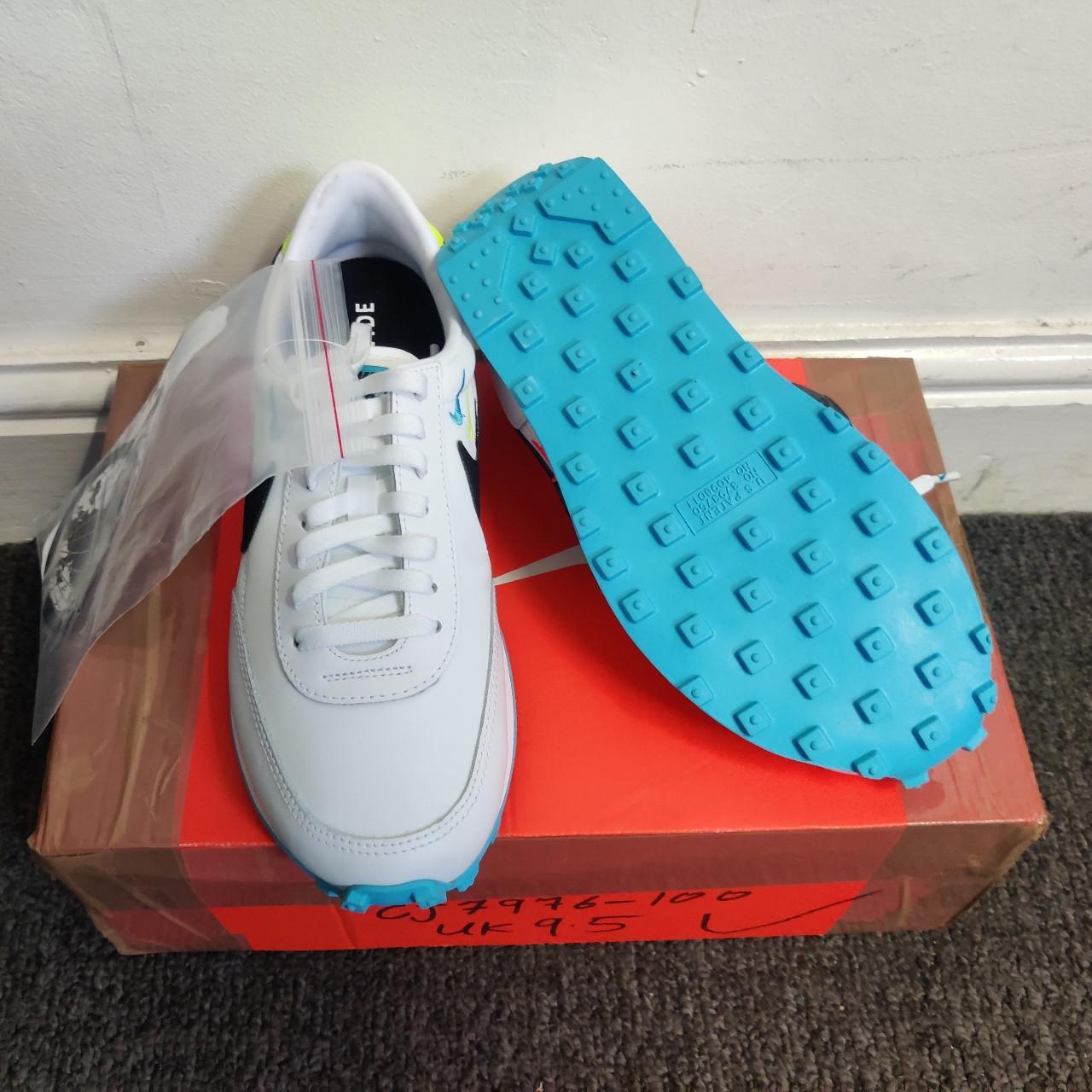 ◆大人気◆日本未入荷◆NIKE DAYBREAK SE WORLD WIDE◆UNISEX◆ Nike Daybreak SE Worldwide Womens | Depop