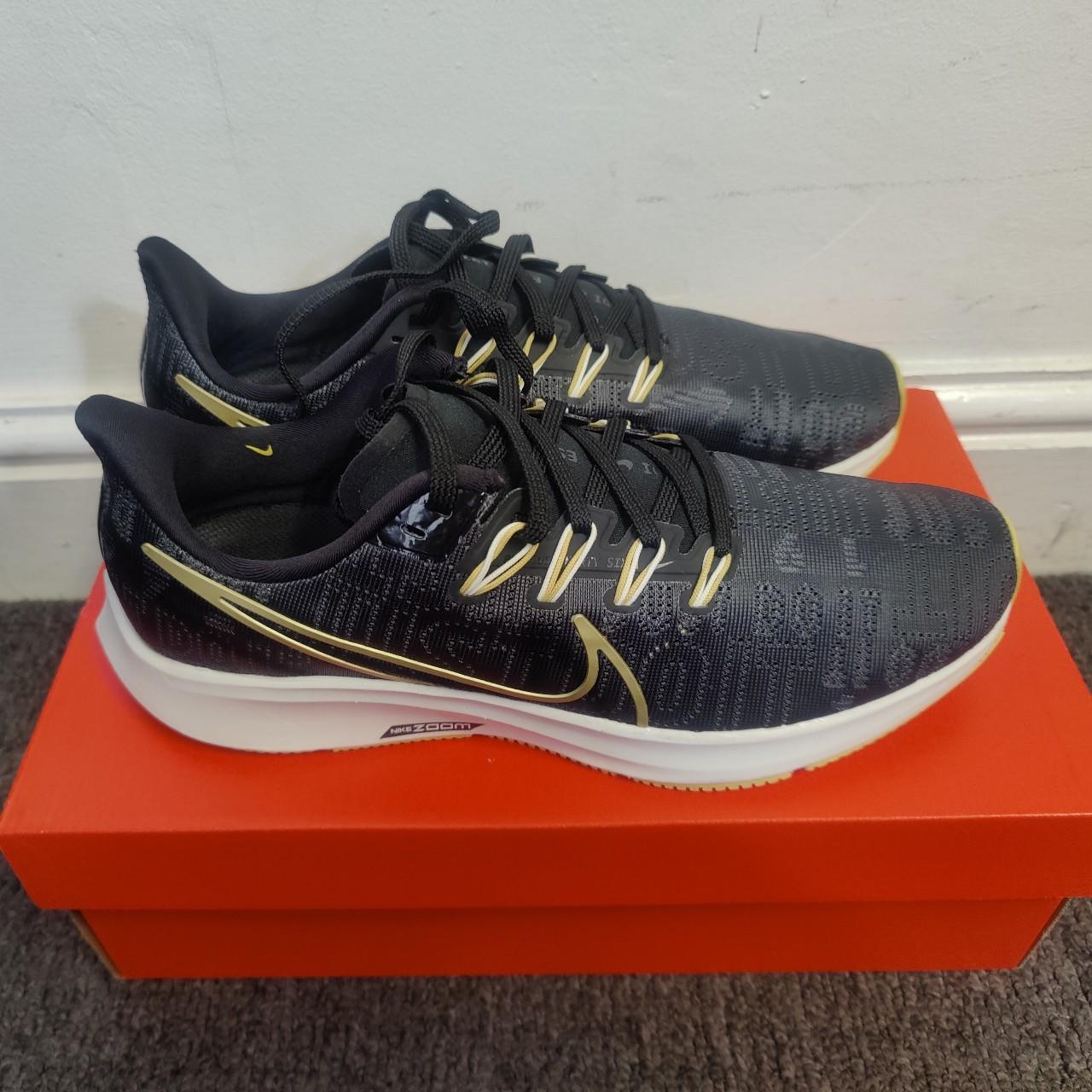 Nike air zoom pegasus 36 premium 2024 black and gold