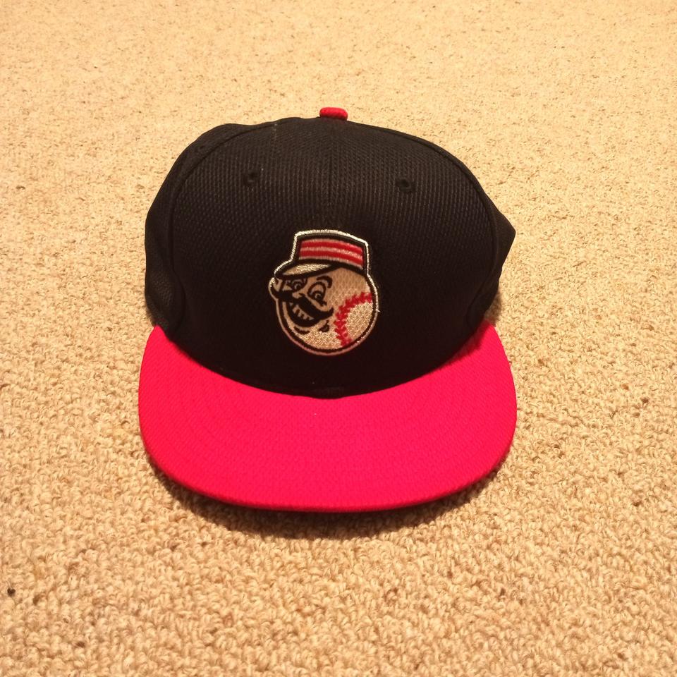 Cincinnati Reds Fitted Hat NEW 7 5/8 New Era 59FIFTY - Depop