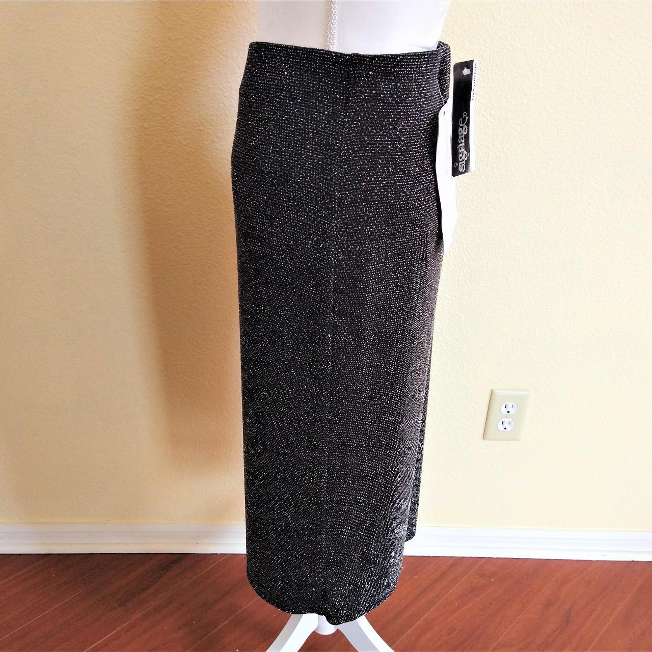 Product Image 3 - Black and Silver Glitter Skirt

Brand