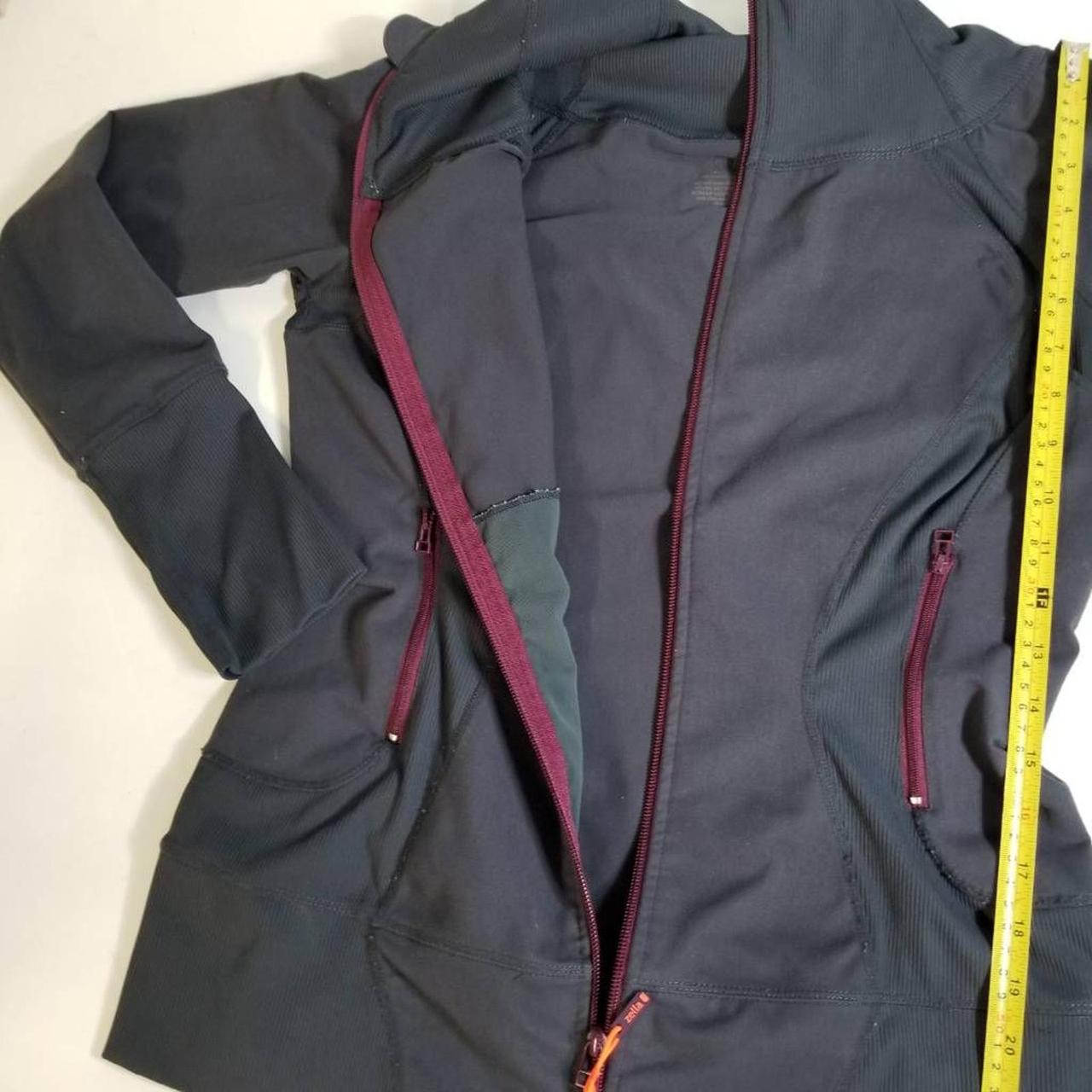 Zella Womens Activewear Jacket Gray Stretch Zip... Depop