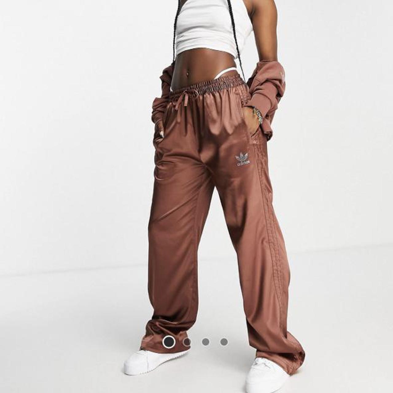 Adidas straight leg discount trousers