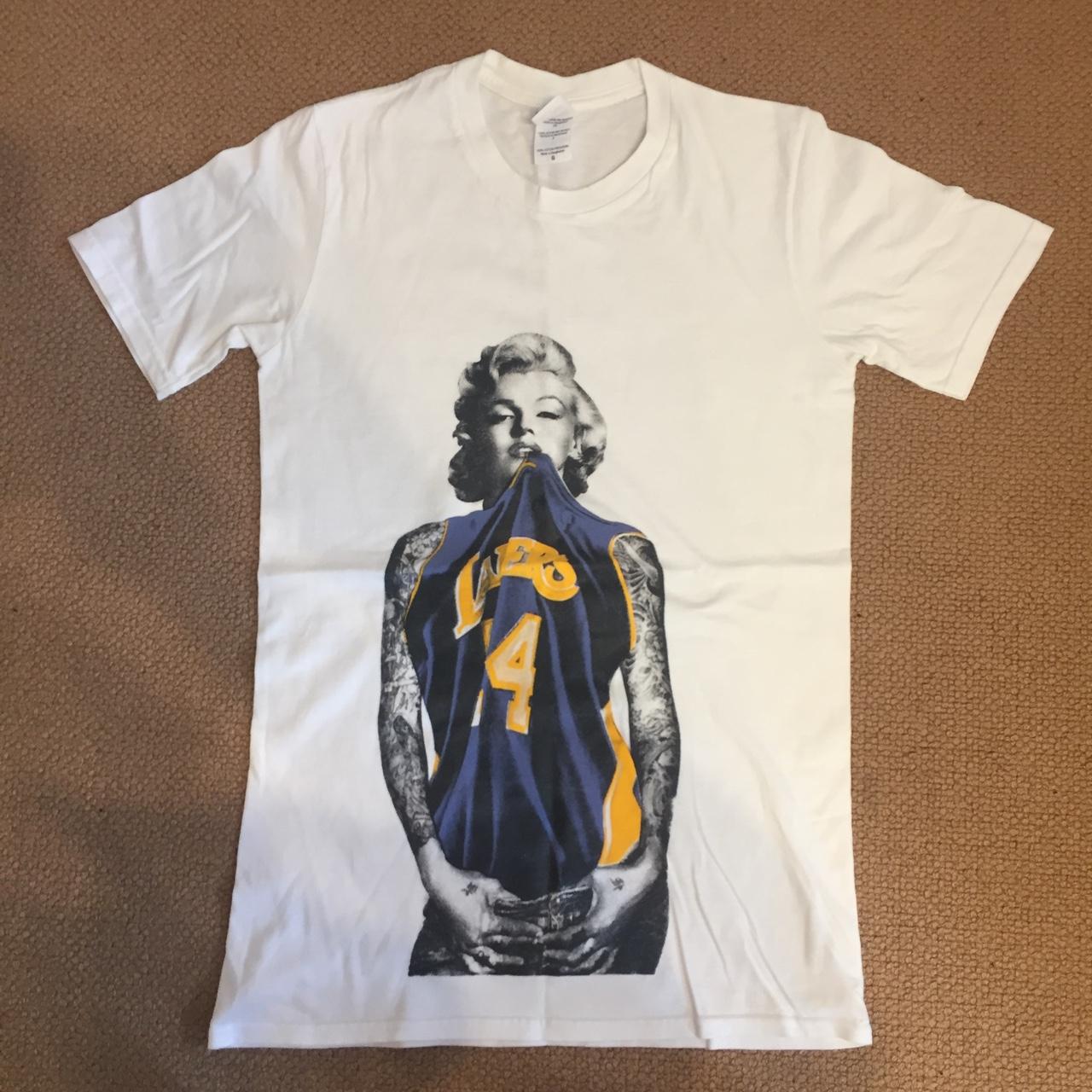 T shirt marilyn monroe hot sale lakers