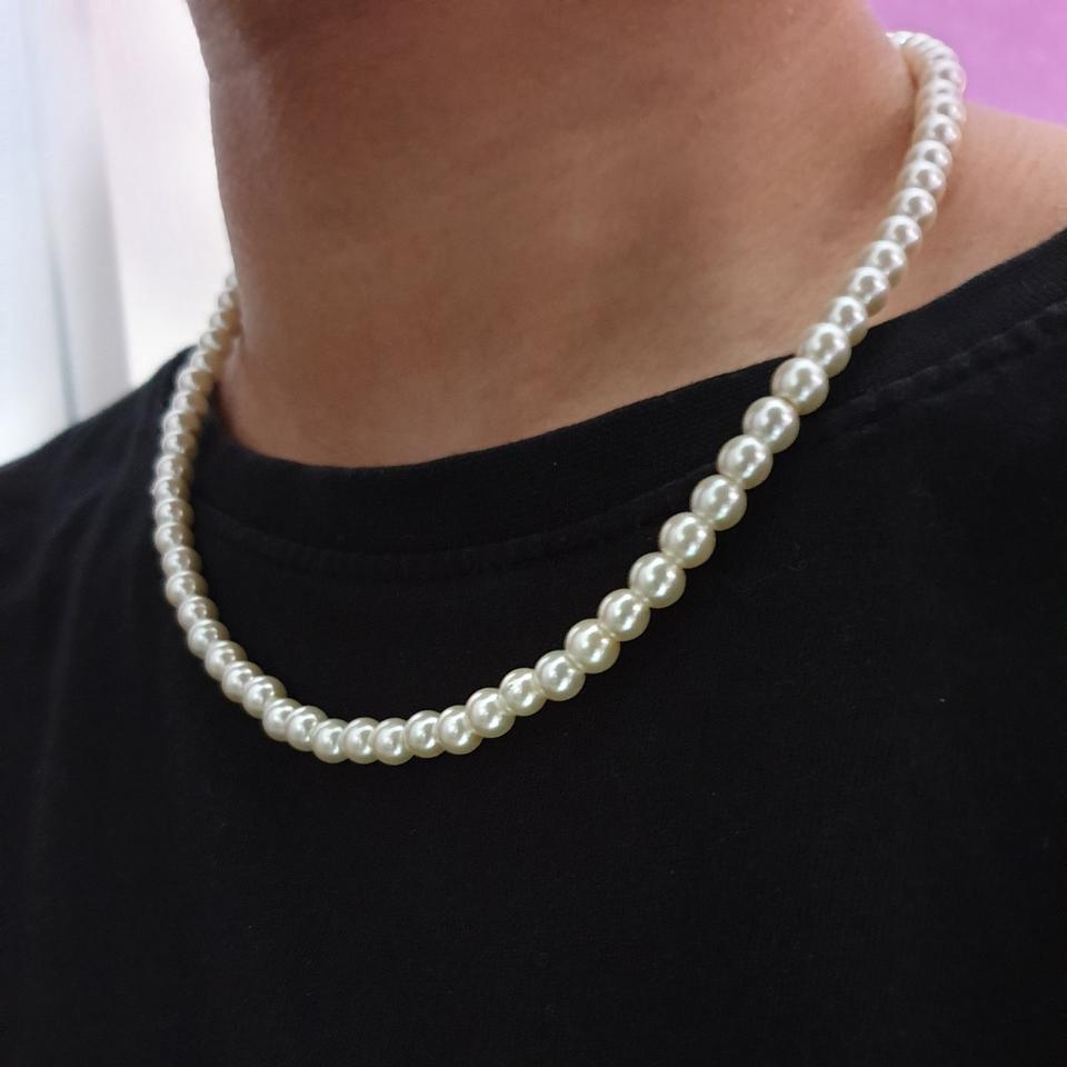 Depop pearl store necklace