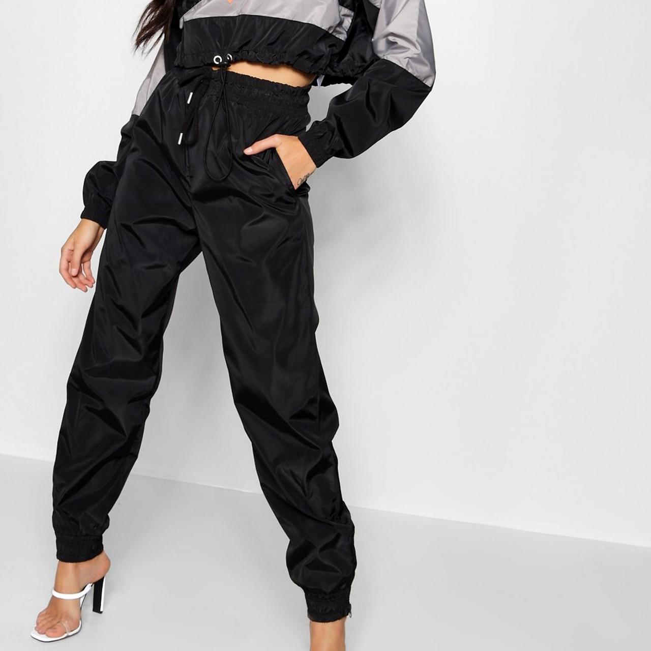 boohoo black flatforms