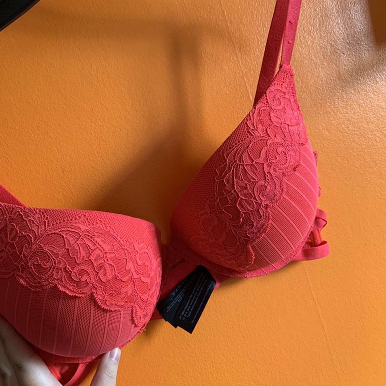 34DD maximiser #pushup #red #lace #strapy #busty  - Depop