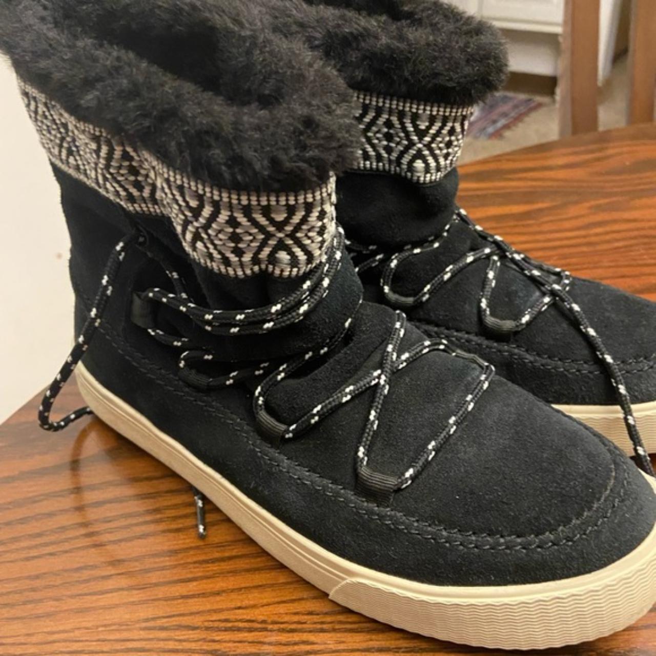 Toms fleece sale lined booties