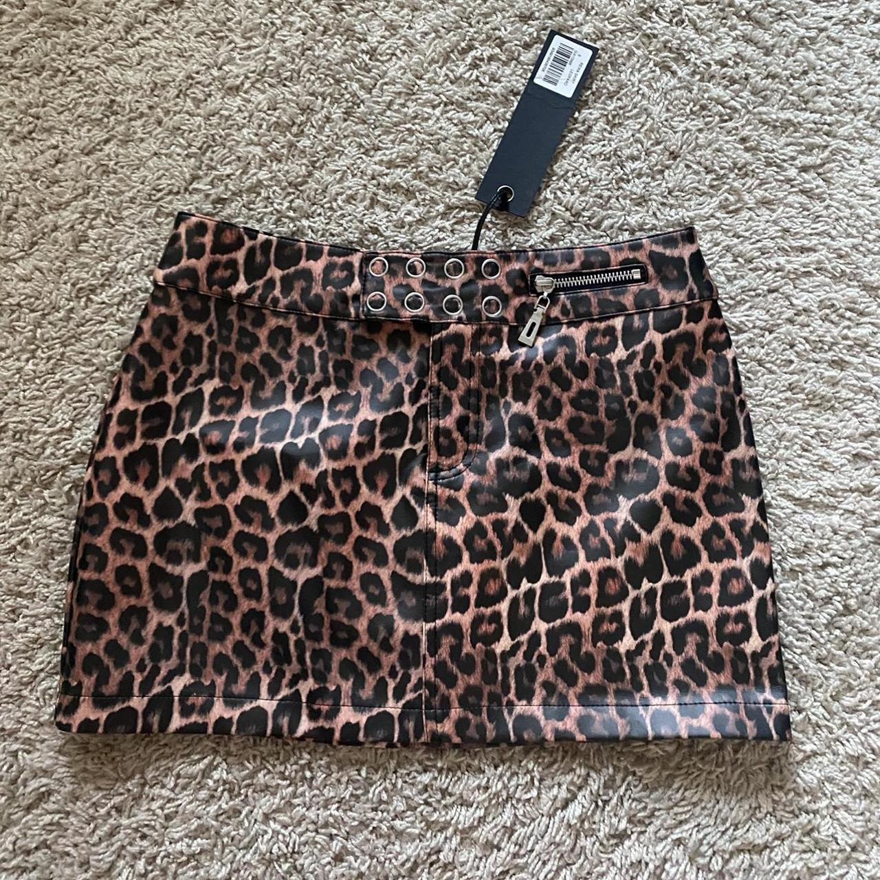 NWT iamgia reika leopard skirt in small! Brand new... - Depop