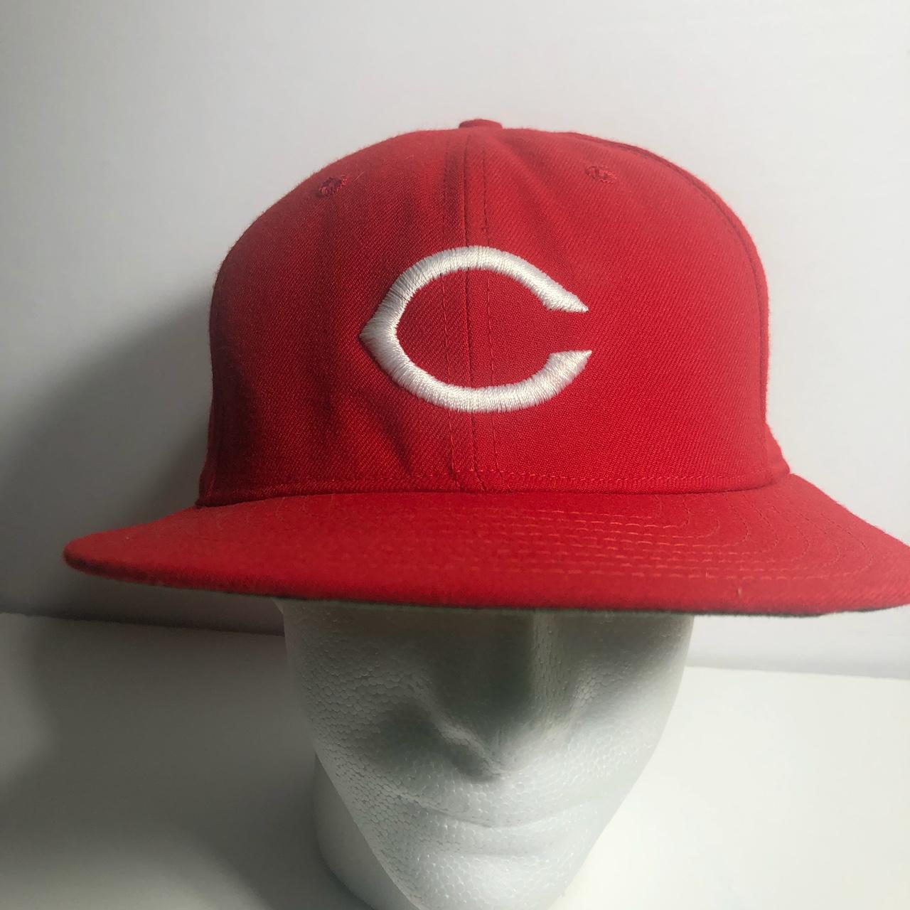 Vintage New Era “Cincinnati Reds“ SnapBack Hat (Sz. - Depop