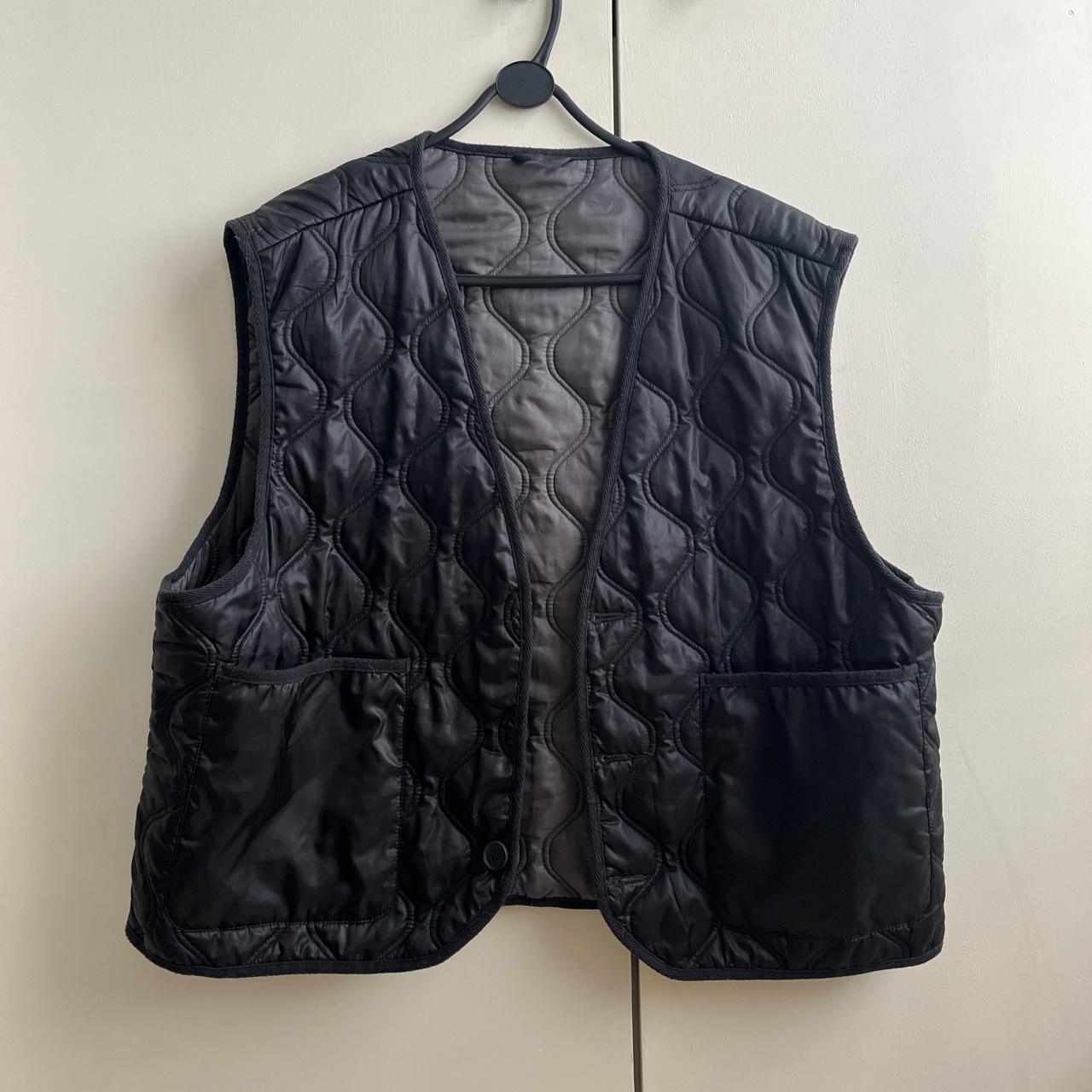 Weekday Quilted Polyester Vest w/ Pockets - Black -... - Depop