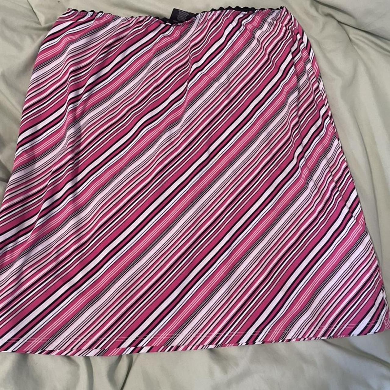 George Women's Black and Pink Skirt | Depop