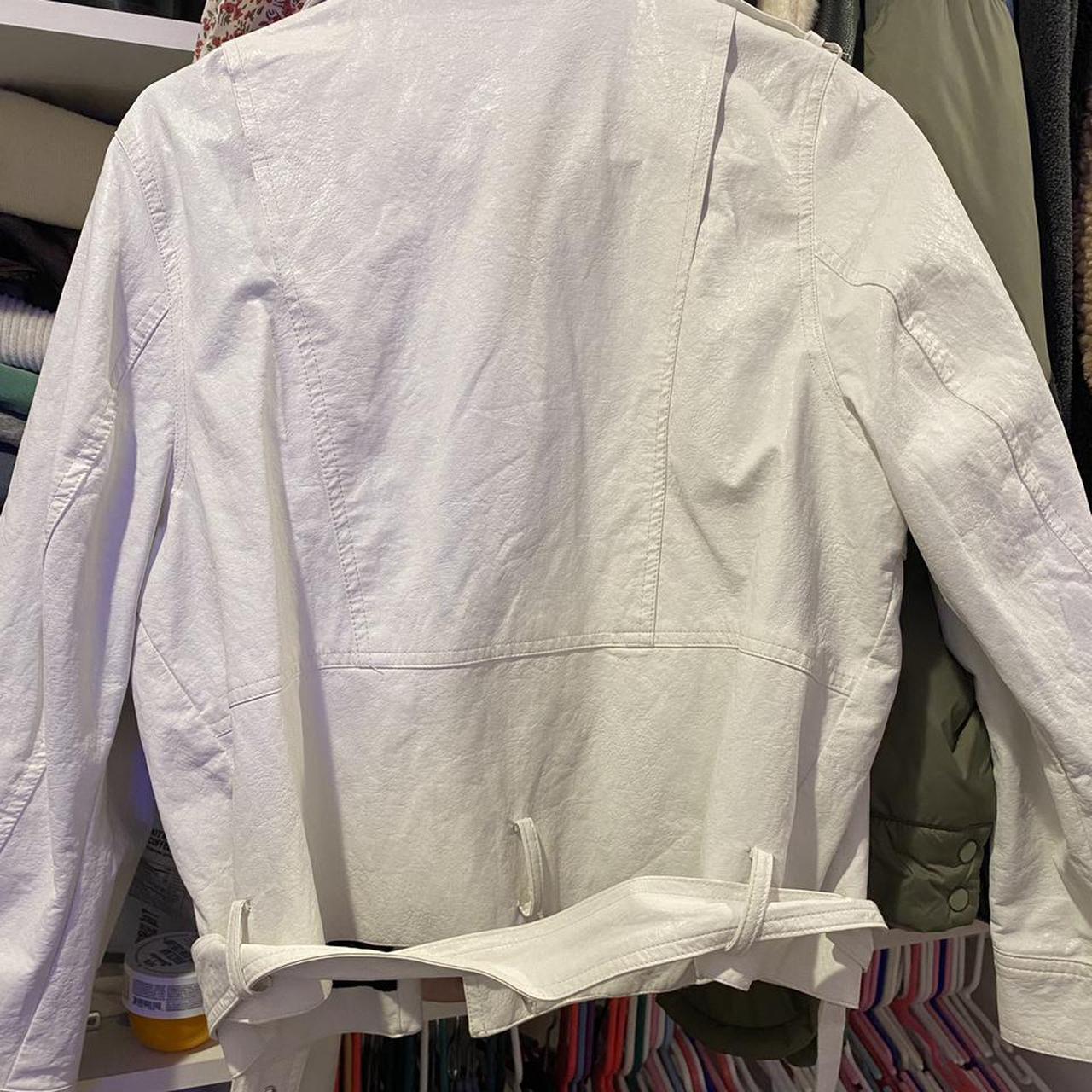 Zara Women's White Jacket Depop