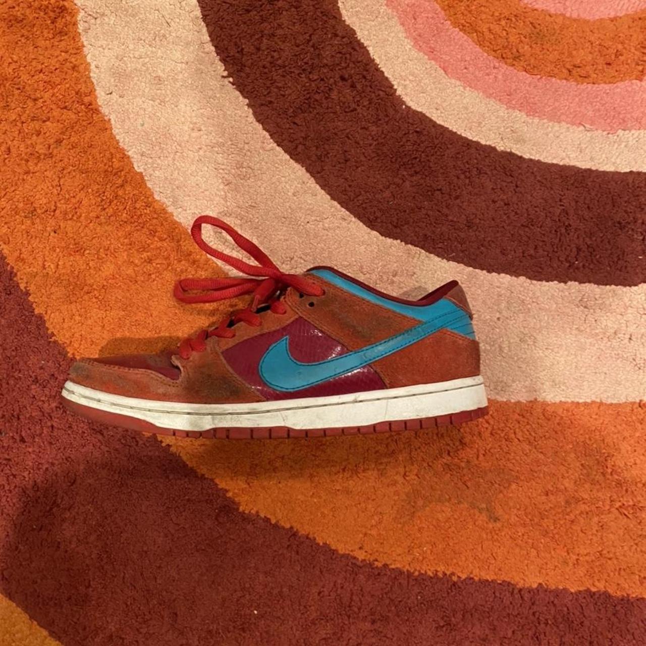 size 4 dunks