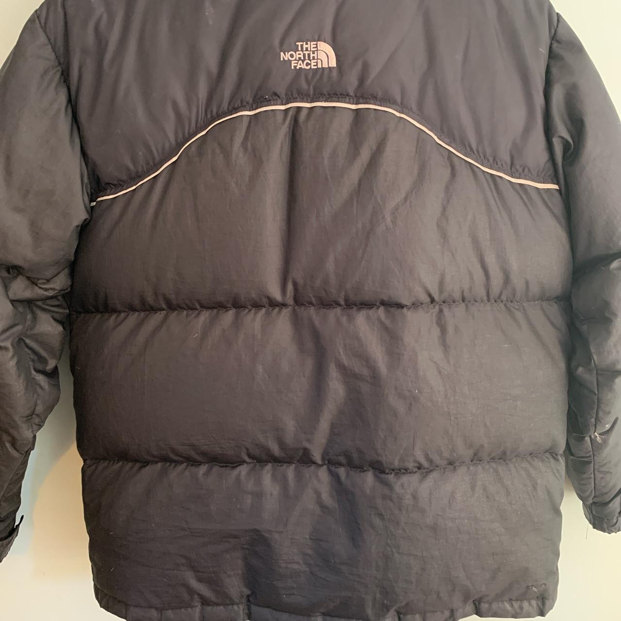 Black north face 600 puffa / puffer coat, boys XL... - Depop