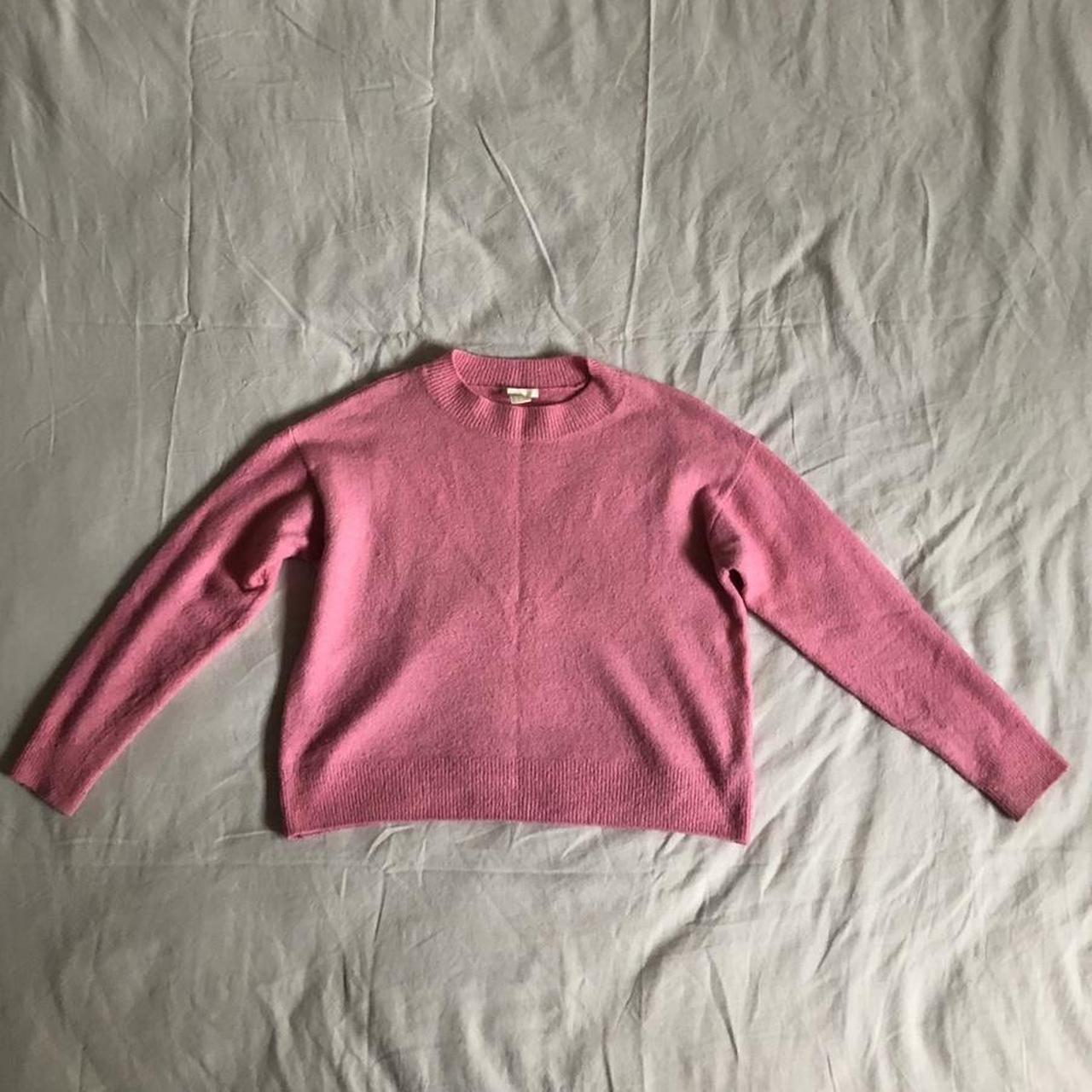 H&M Pink knit jumper Size s Good condition, faint... Depop