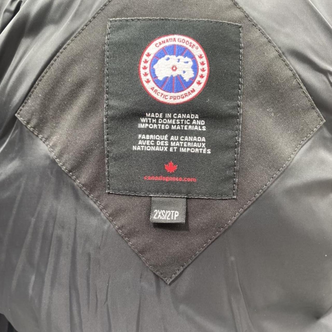 black Chelsea Parker Canada goose size 2X small in... - Depop