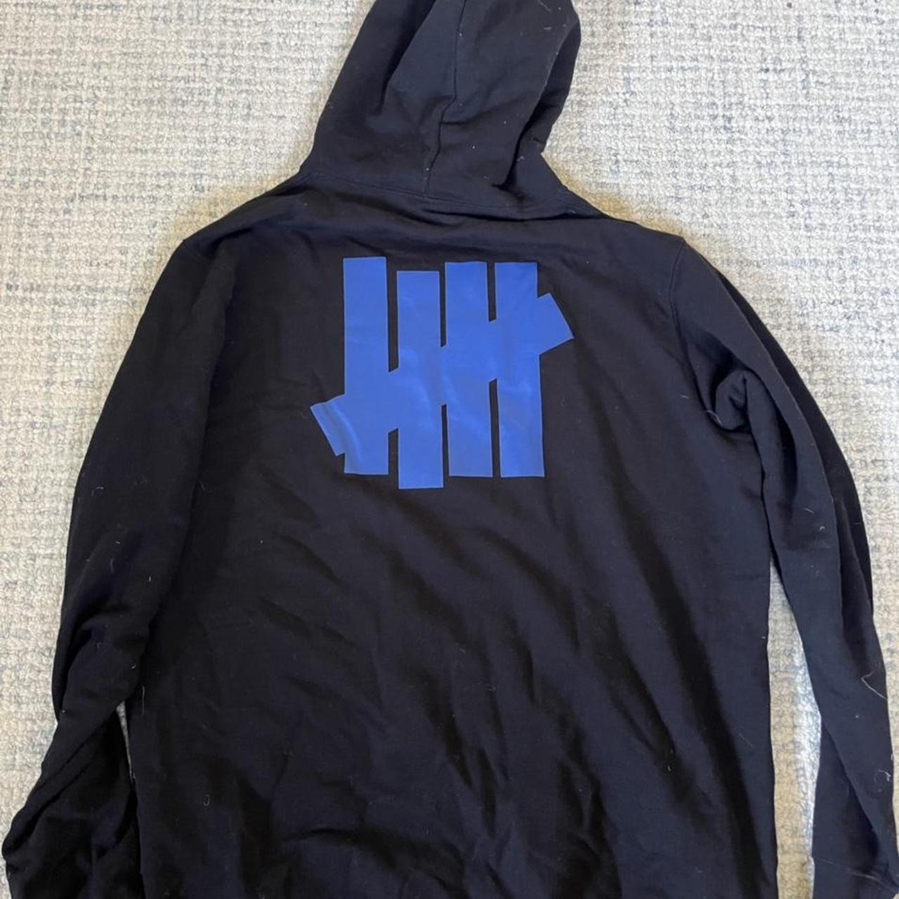 Undefeated Men's Hoodie (2)