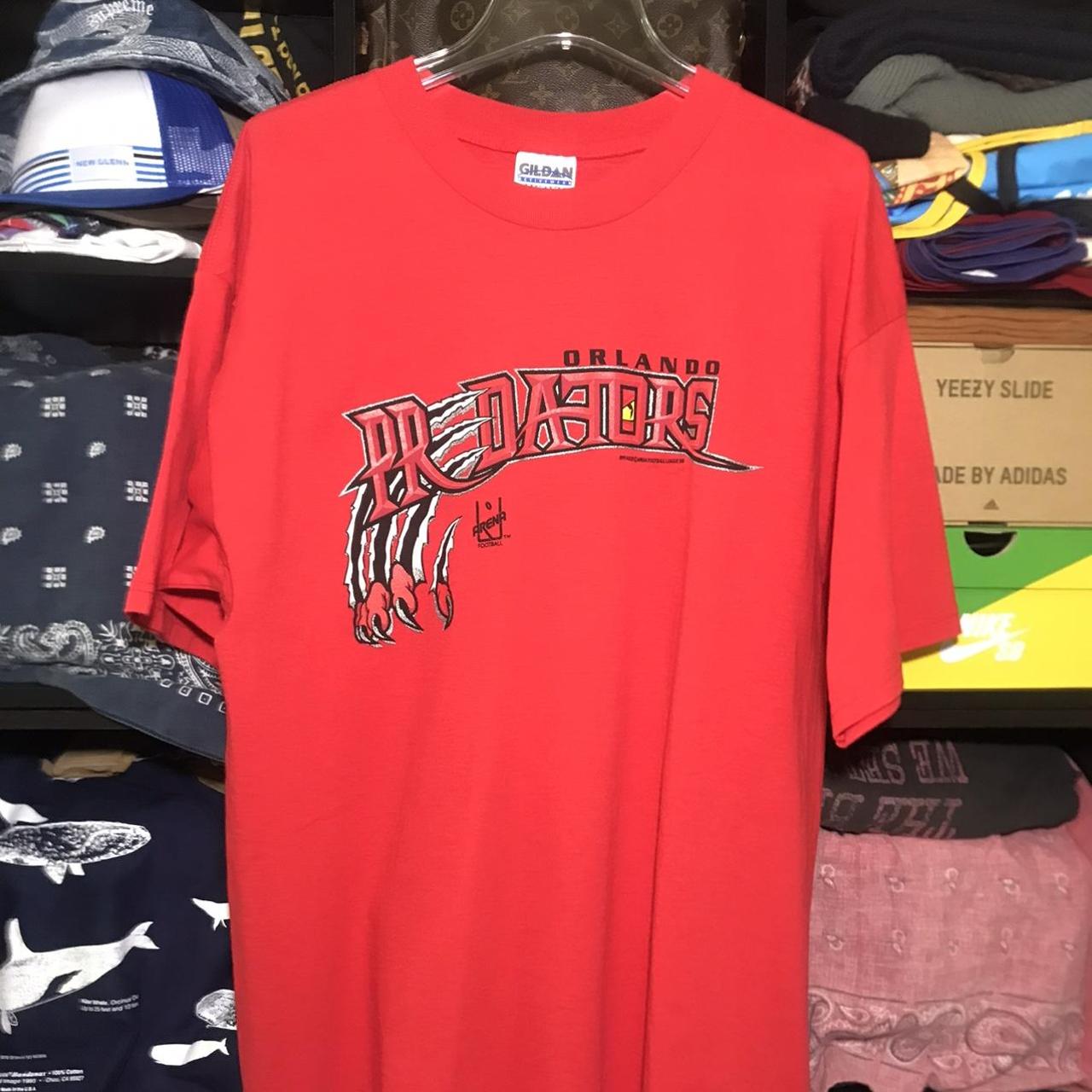 Gildan Men's Red T-shirt | Depop