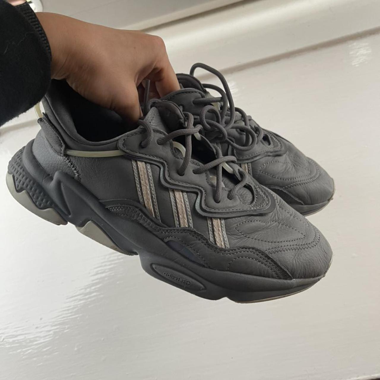 adidas ozweego grey size 6