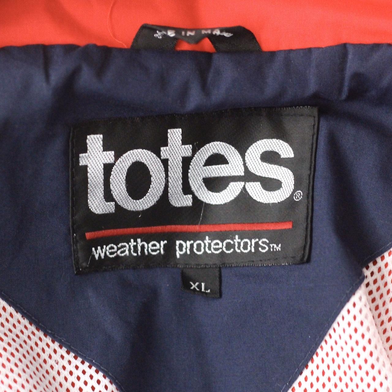 totes Red White and Blue Weather Protector Vintage... Depop