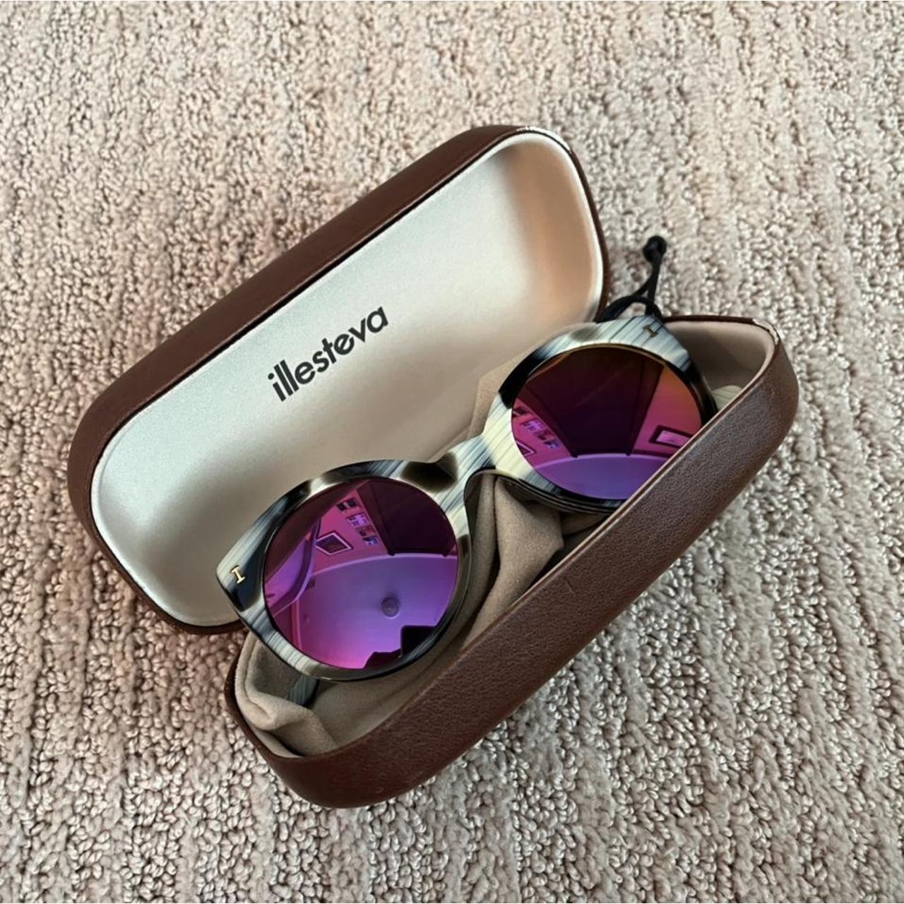 Illesteva Murdoch Sunglasses Illesteva Murdoch Top