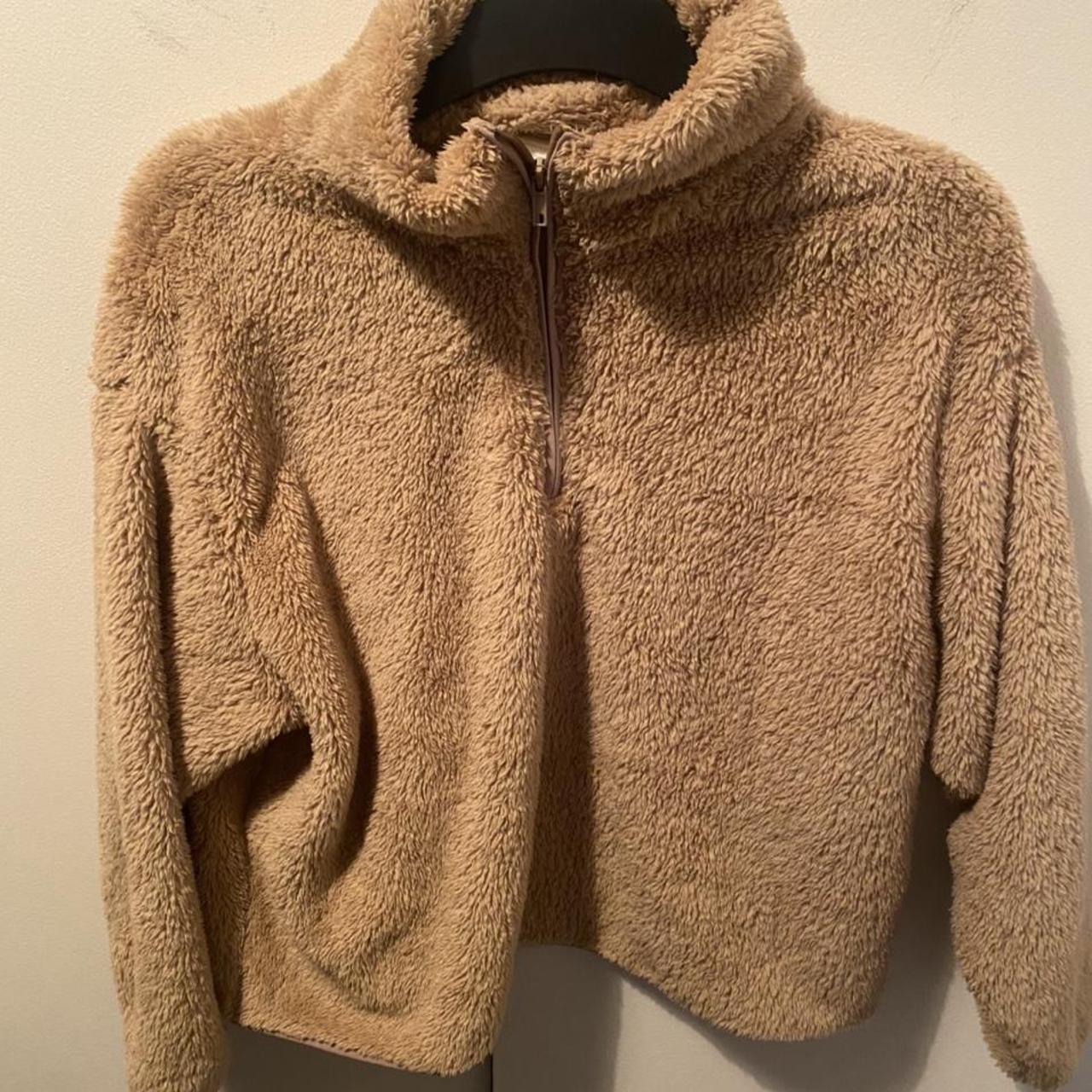 Beige teddy bear fleece jumper from H&M in size... - Depop