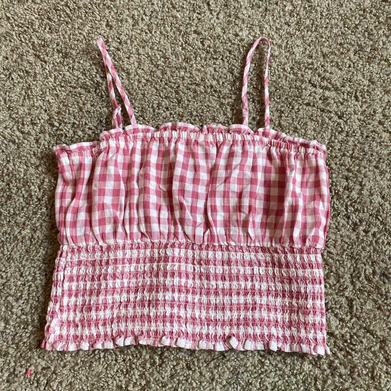 adorable pink gingham crop top! i bought this a few... - Depop