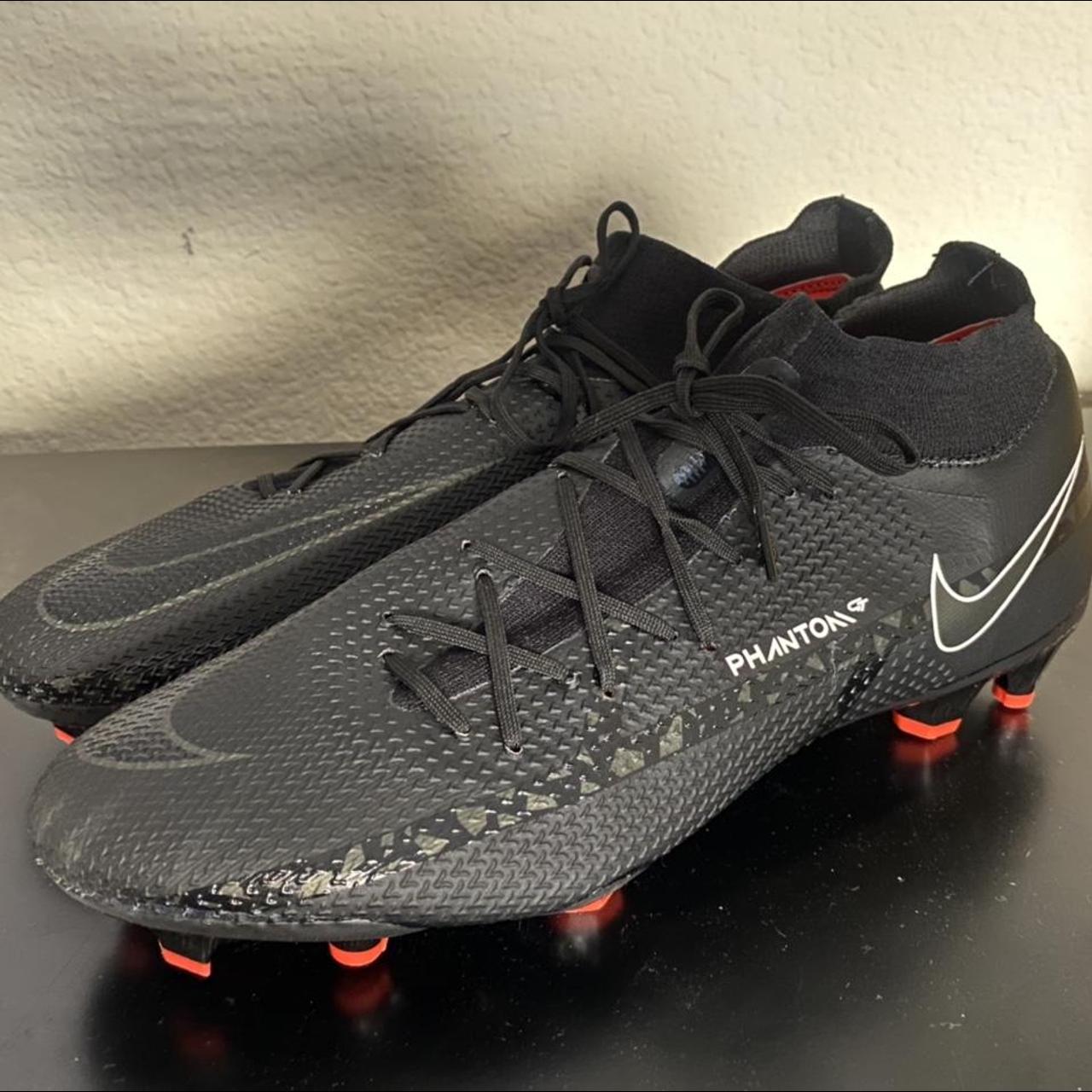 Product Image 2 - Nike Phantom Soccer Cleats/Football Boots

worn