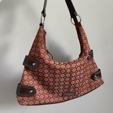 nine west purses red