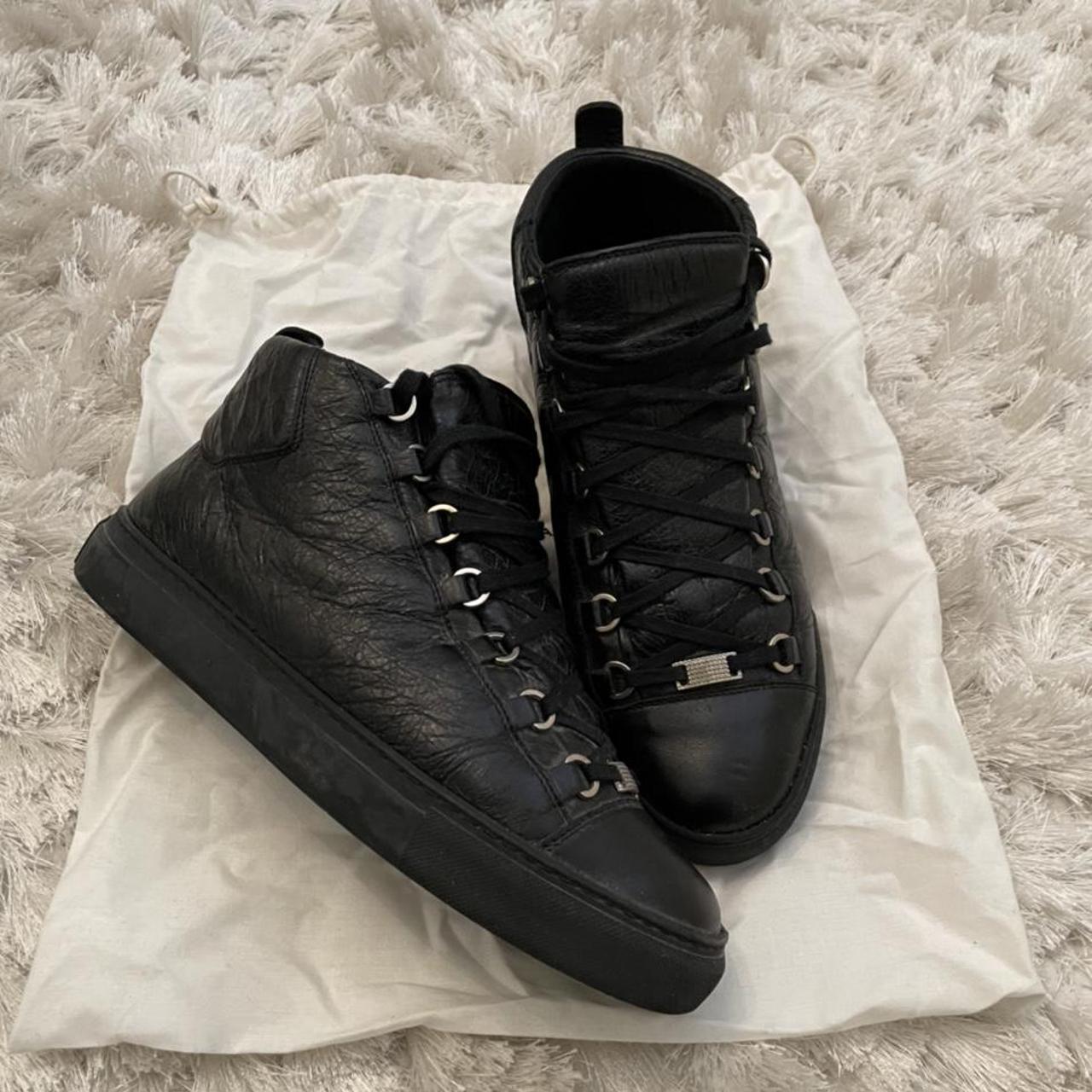black mens balenciaga