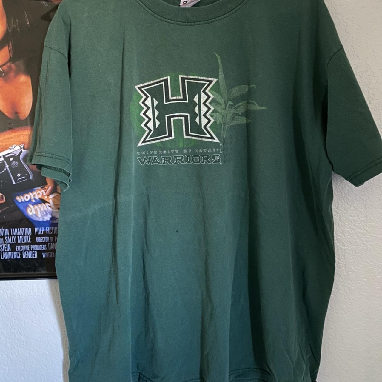 Vintage University of Hawaii t-shirt , Tag says XL...