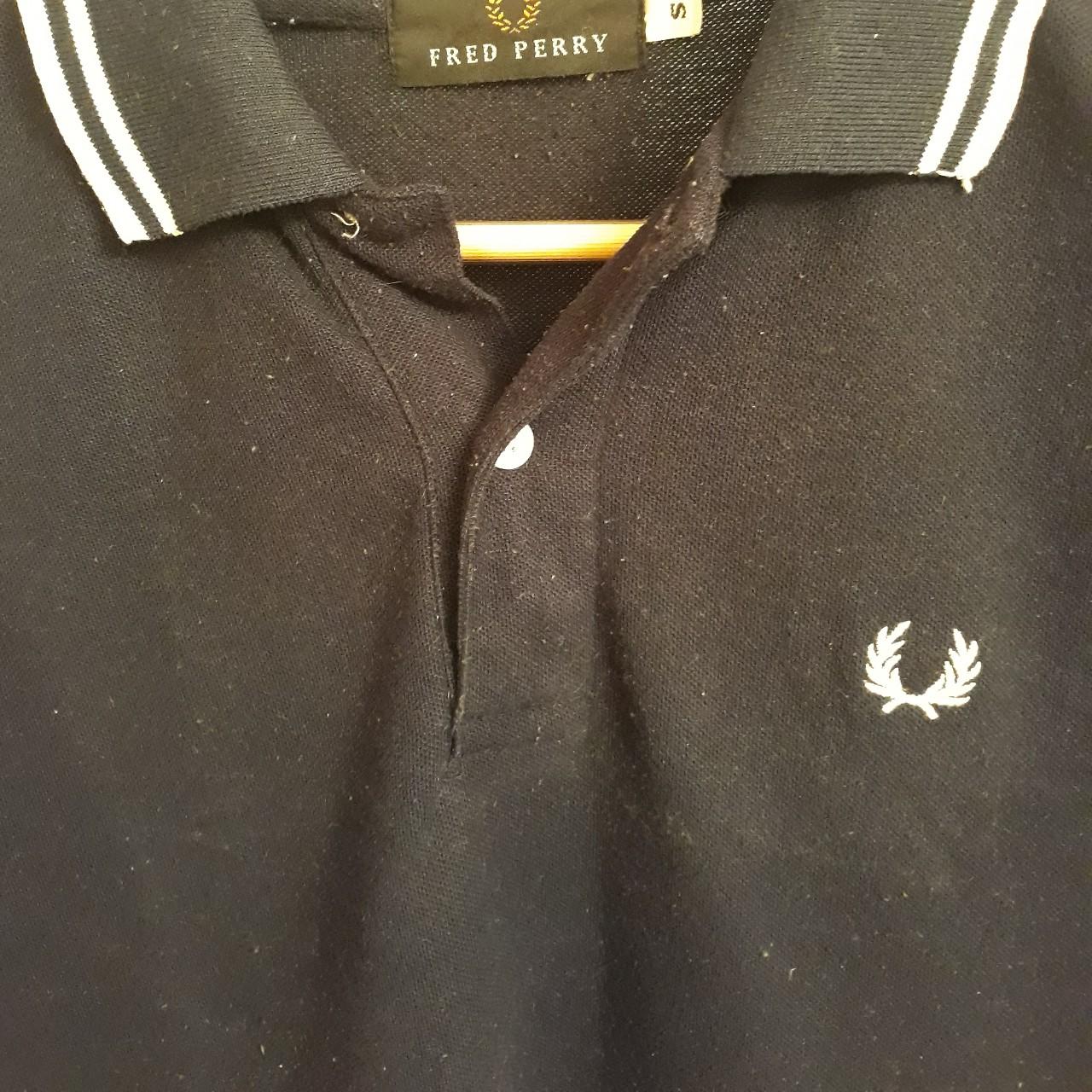 Fred Perry Men's Navy Polo-shirts | Depop