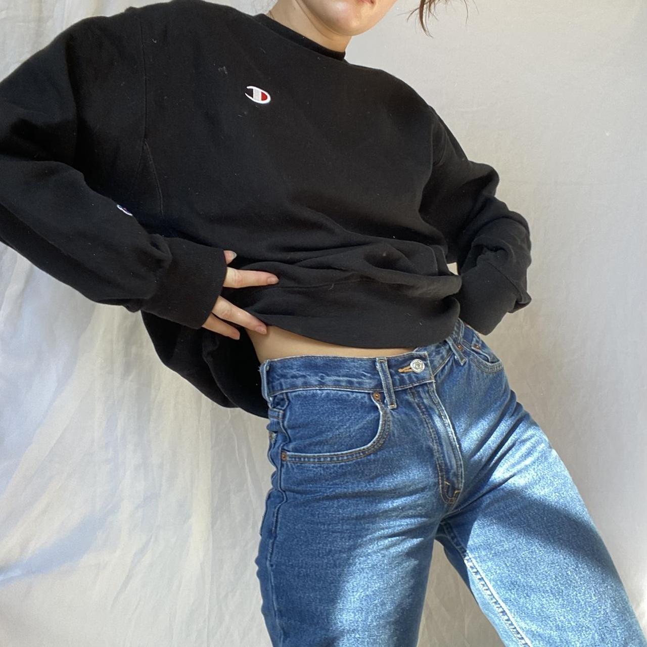 Champion Women's Black Sweatshirt (2)