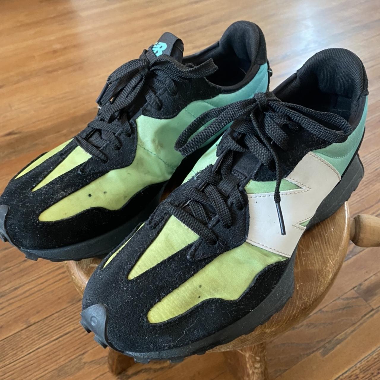 Product Image 1 - New Balance 327 size 9.5