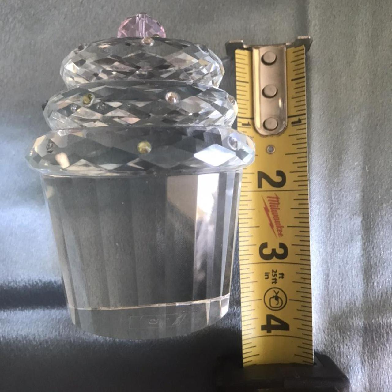 Crystal Cupcake Paperweight Simon Design With a pink... Depop