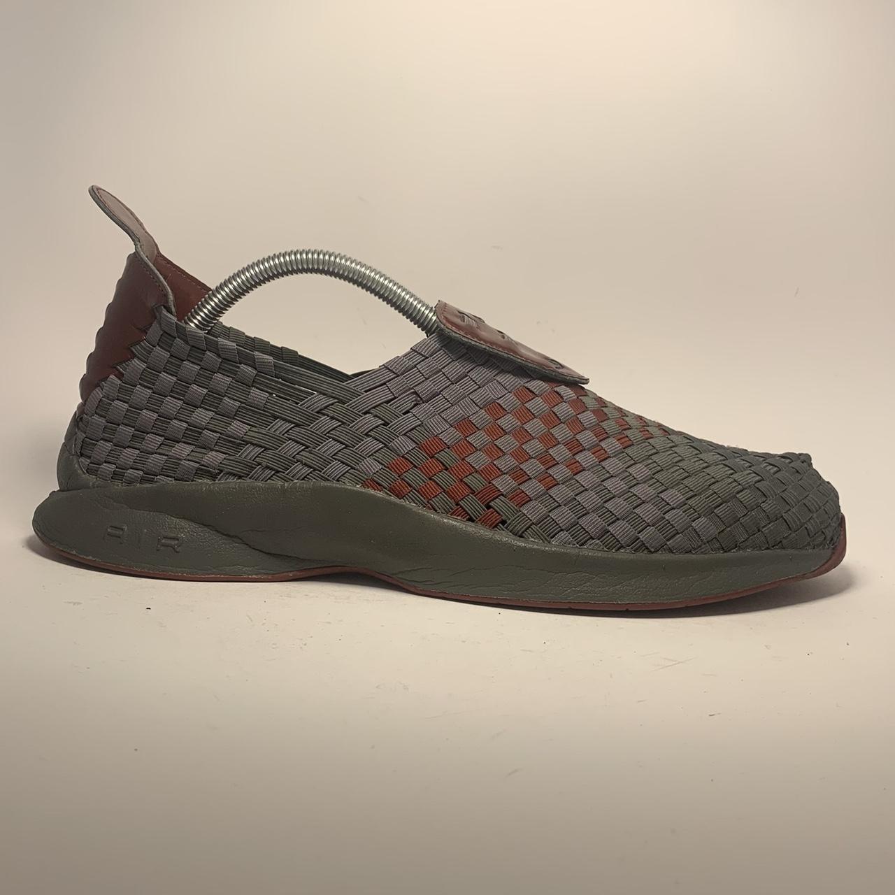 2001 nike shoes