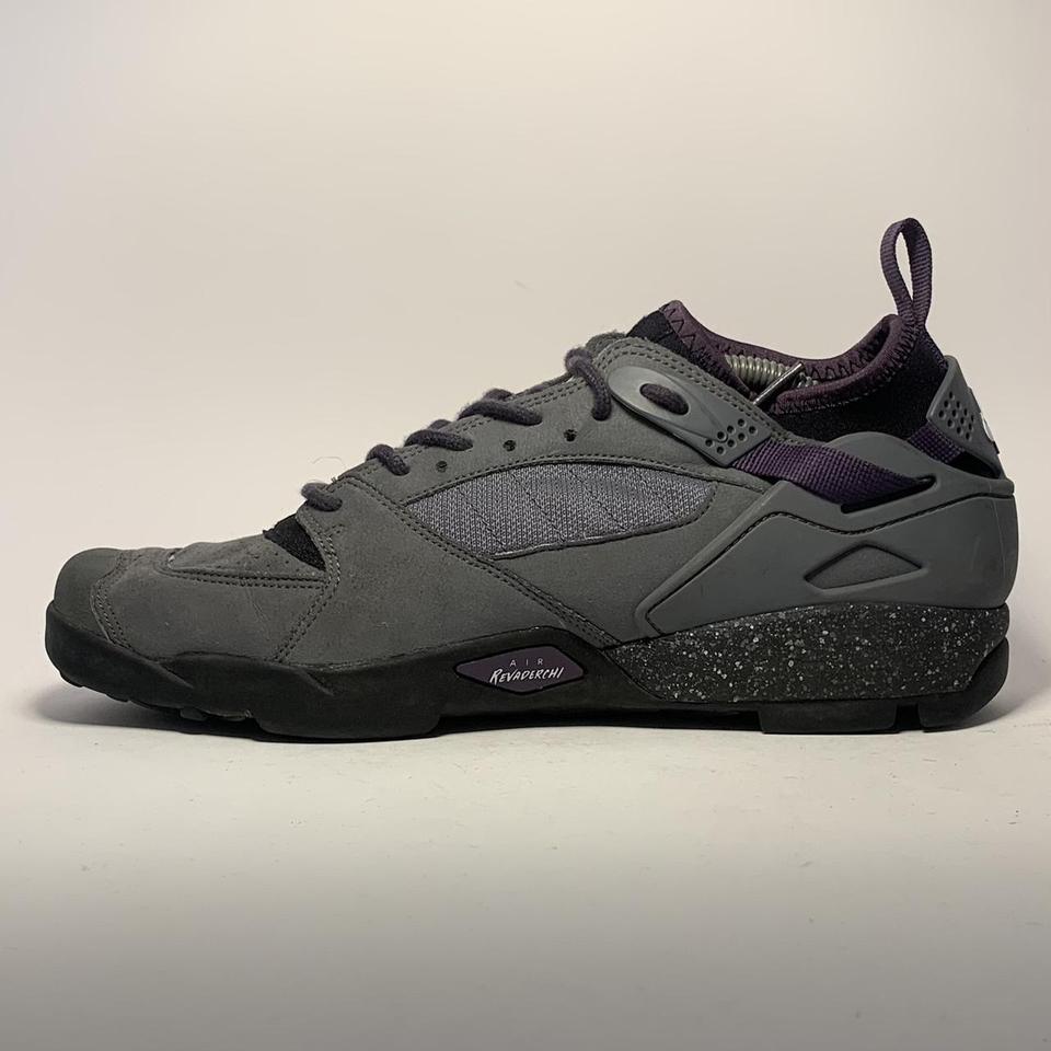 Nike air revaderchi flint hot sale grey