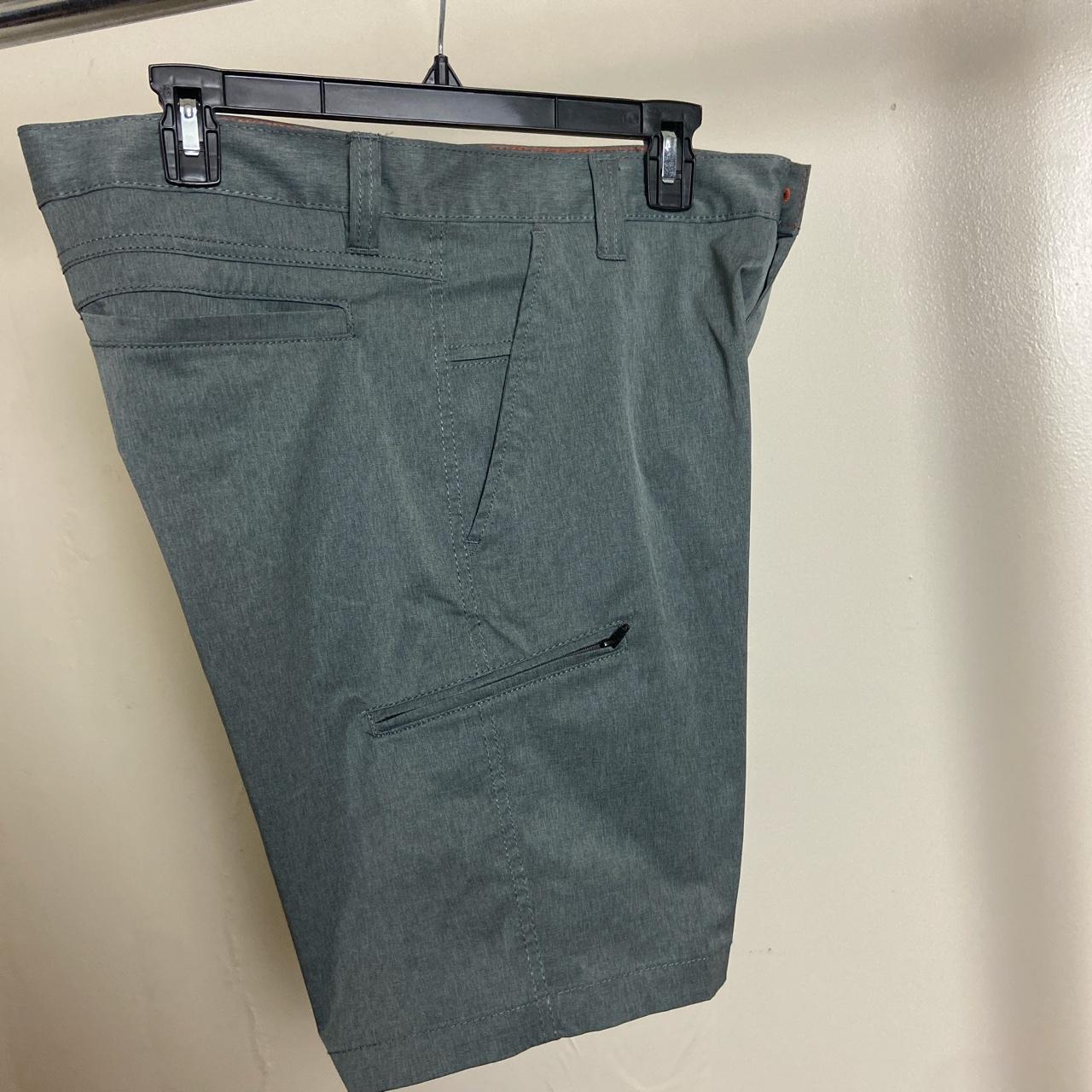 Hawke & Co. Men's Grey Shorts (3)