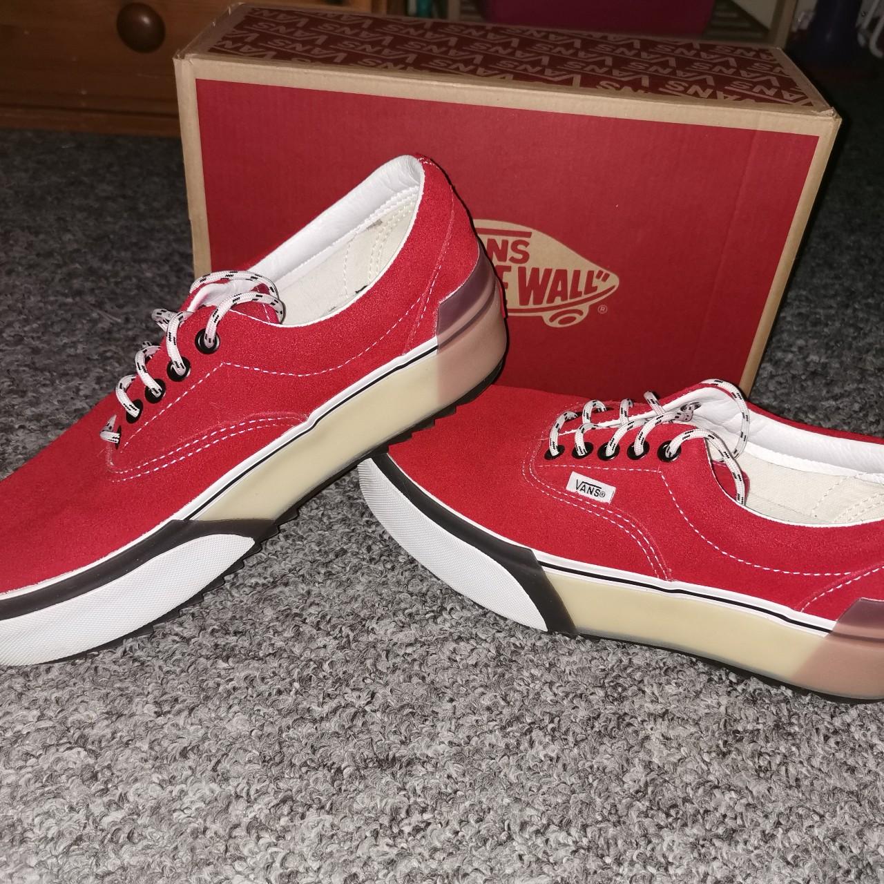 Vans era deals red white