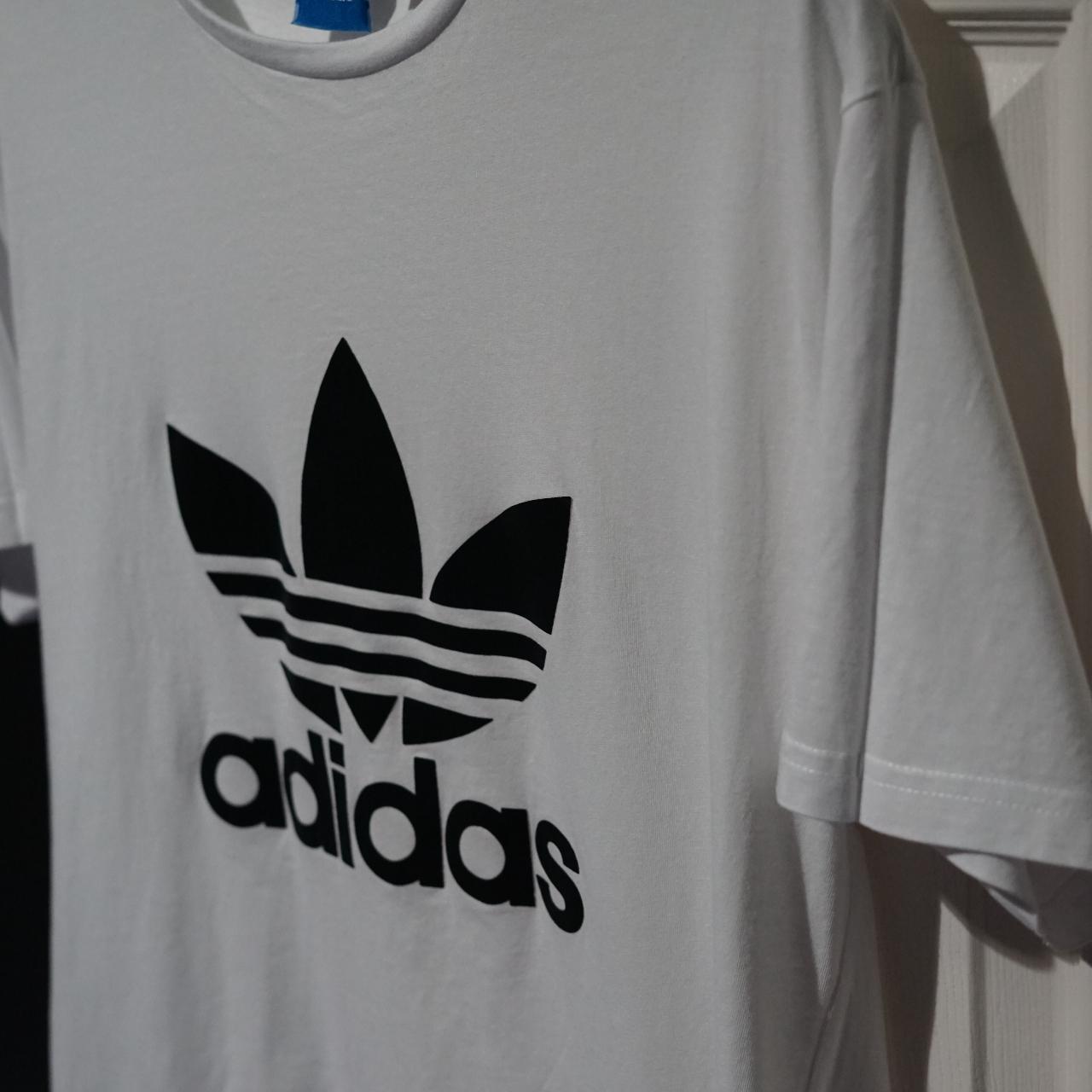 Adidas Originals Men's White and Black T-shirt | Depop