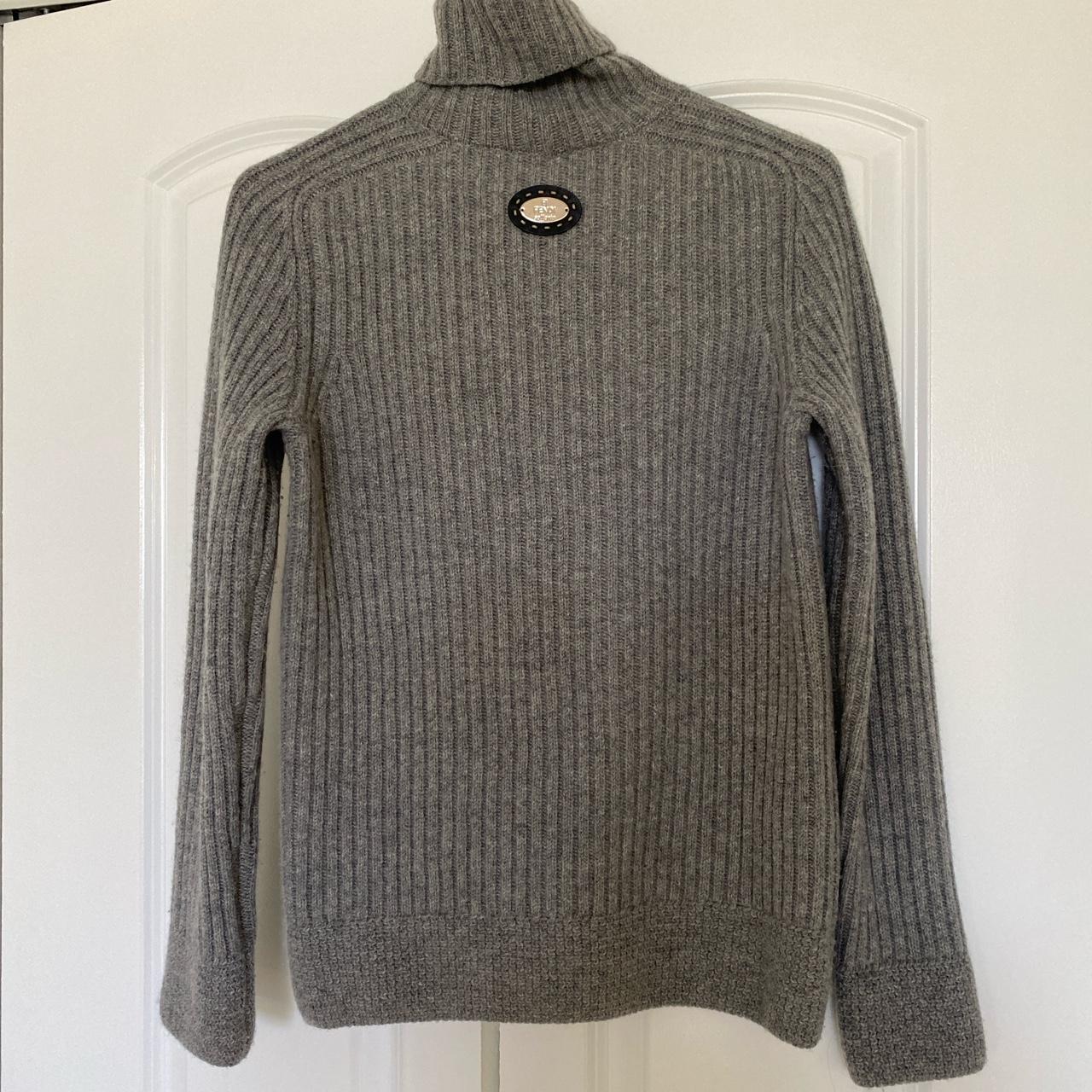 Fendi Women's Jumper Depop