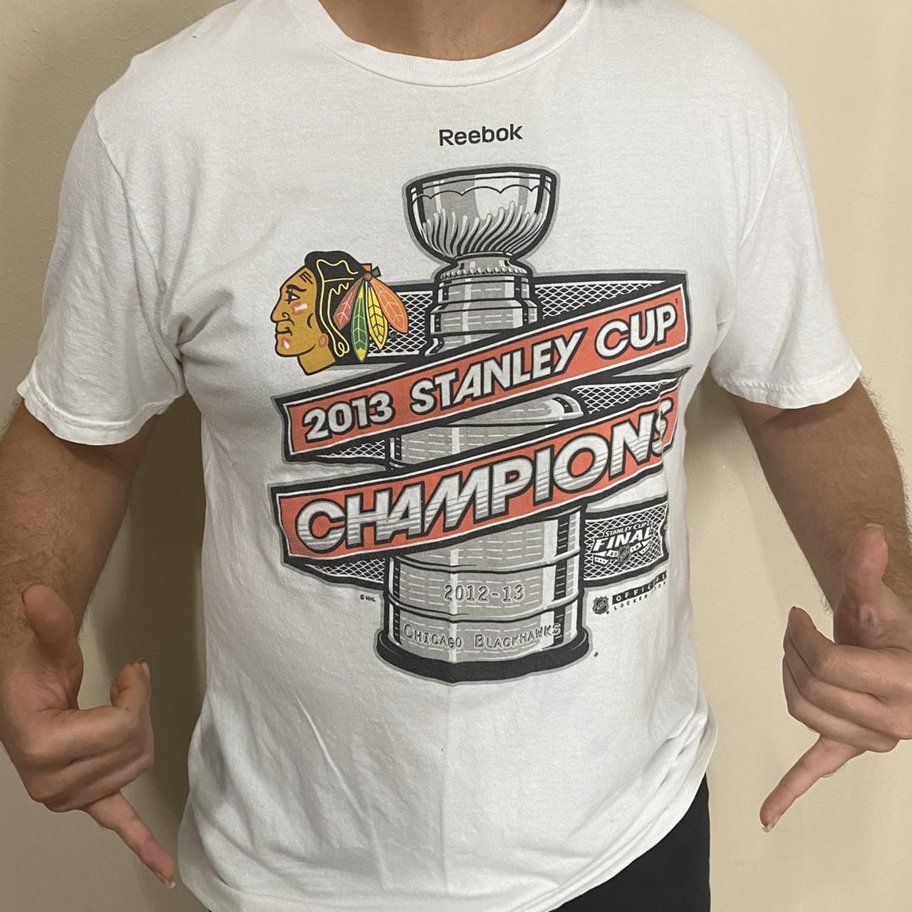 Reebok 2013 Stanley Cup Champion Chicago Blackhawks Tee Shirt - Mens