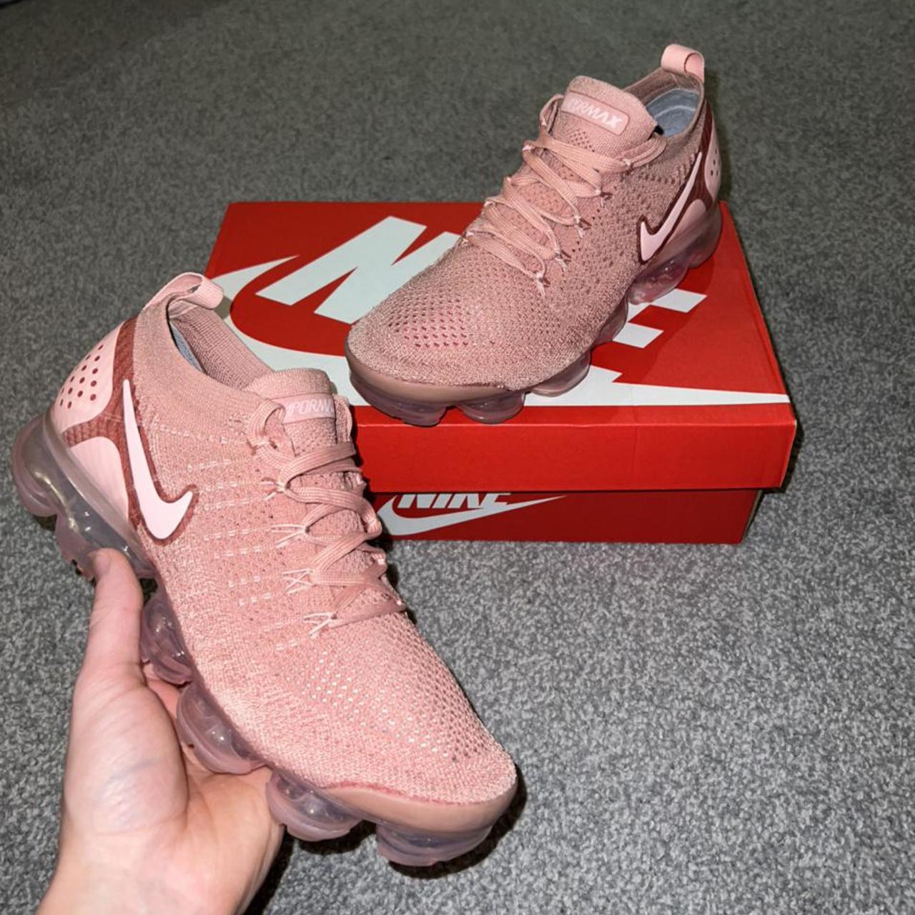 Nike flyknit hotsell rust pink