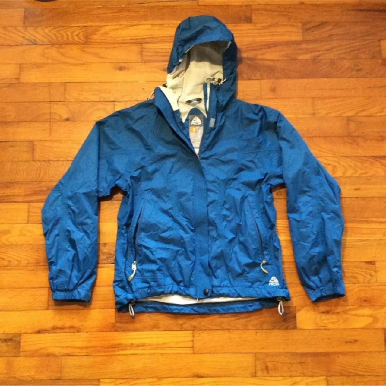 Nike ACG 3 Outer Layer Storm Fit Womens Hooded Blue... - Depop